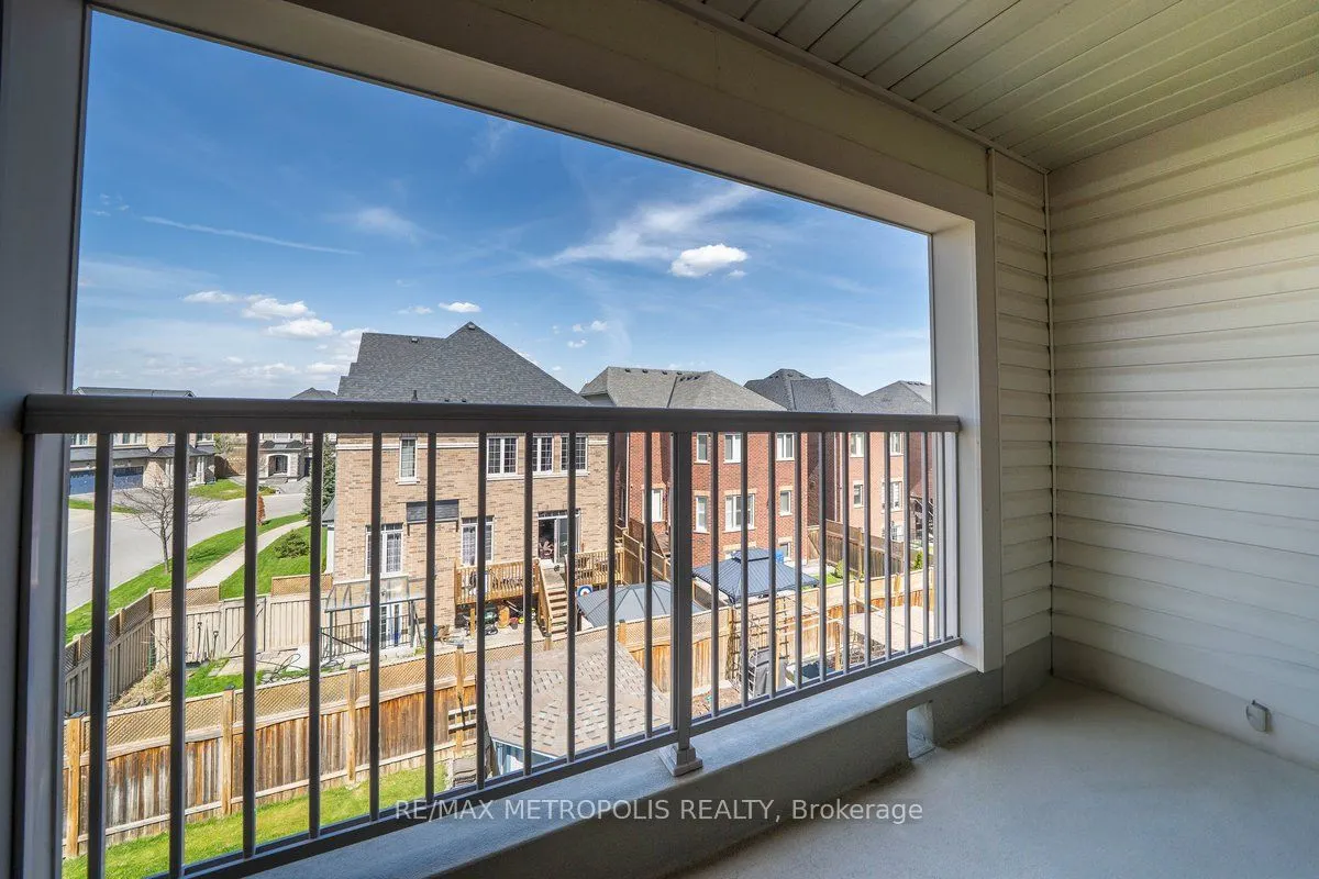 115 Pelee Avenue