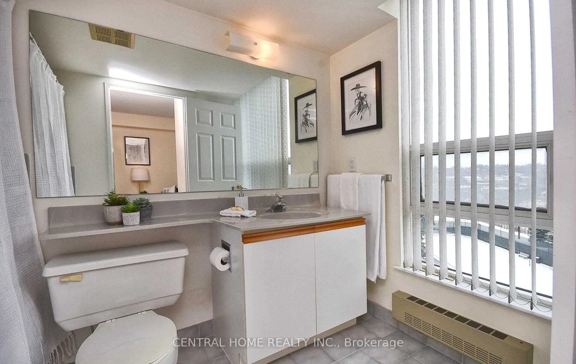 7825 Bayview Avenue #502