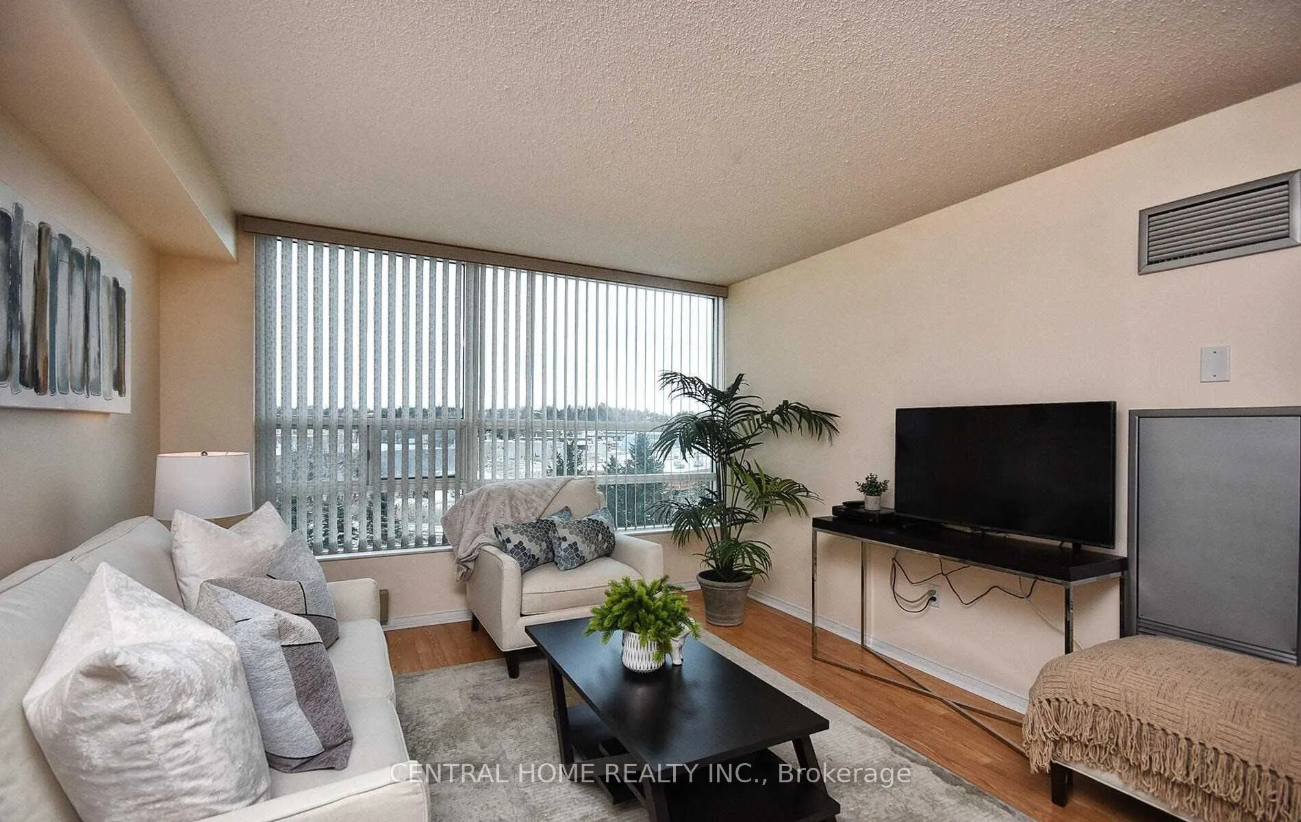 7825 Bayview Avenue #502