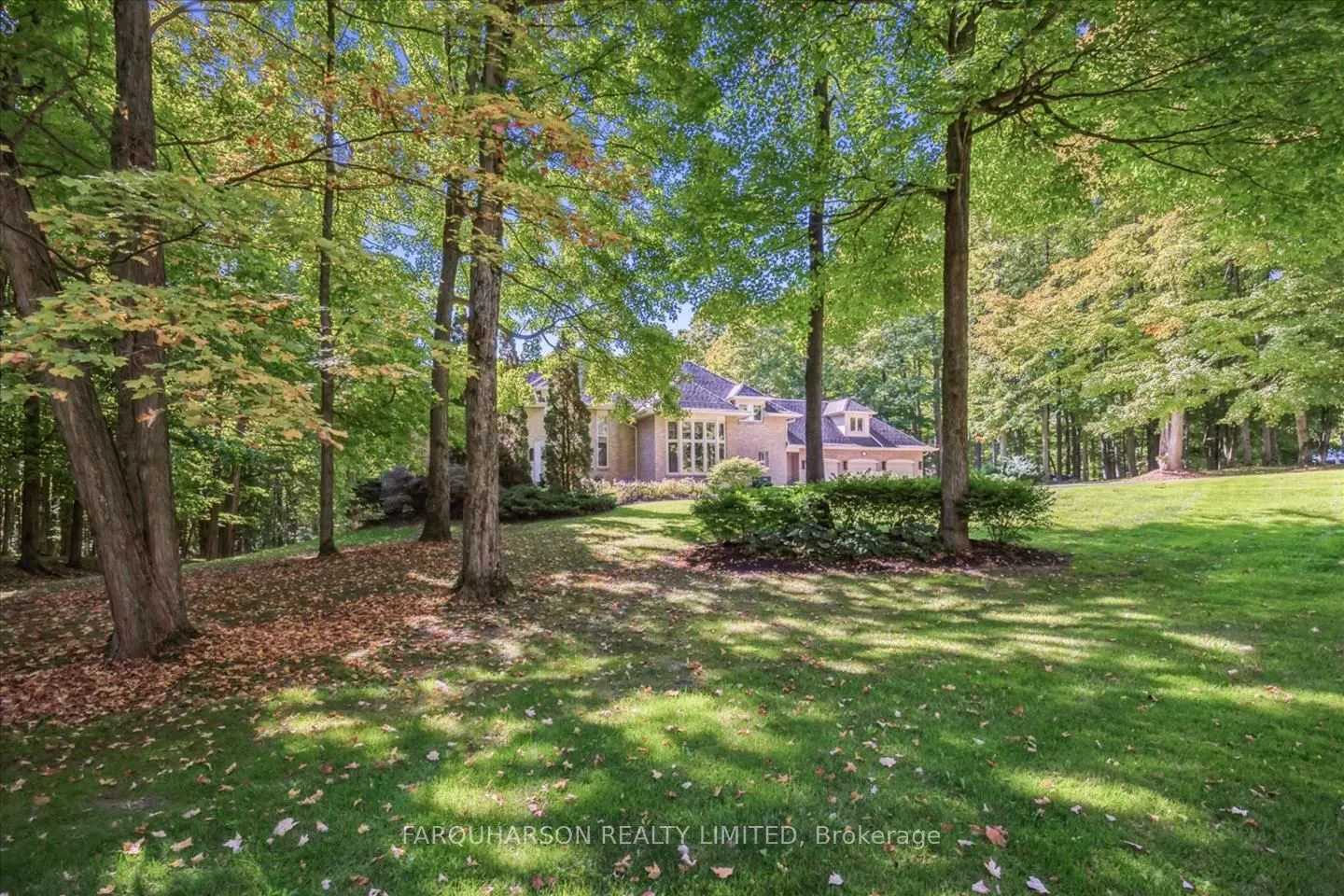 15 Skyridge Court