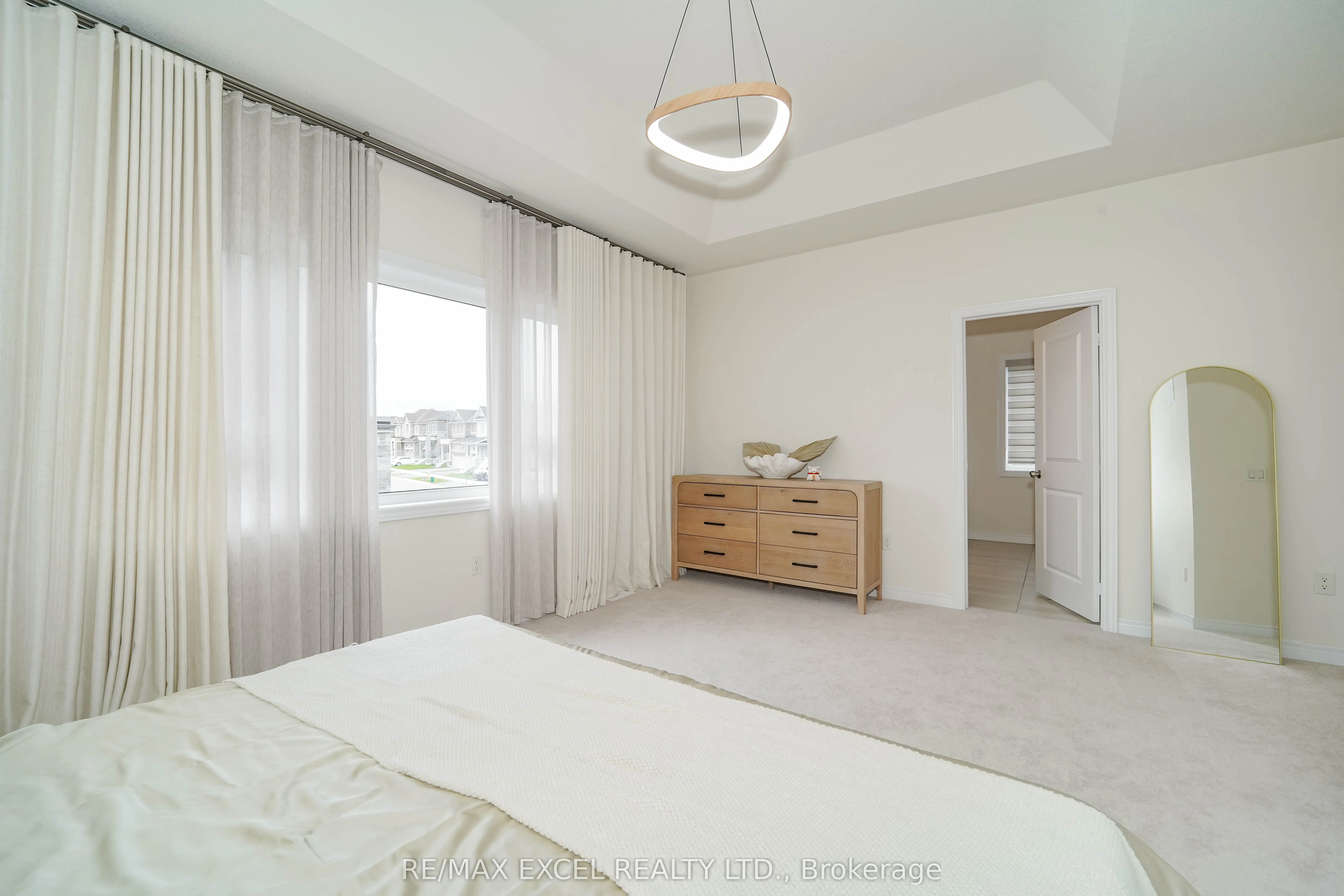 231 Fallharvest Way