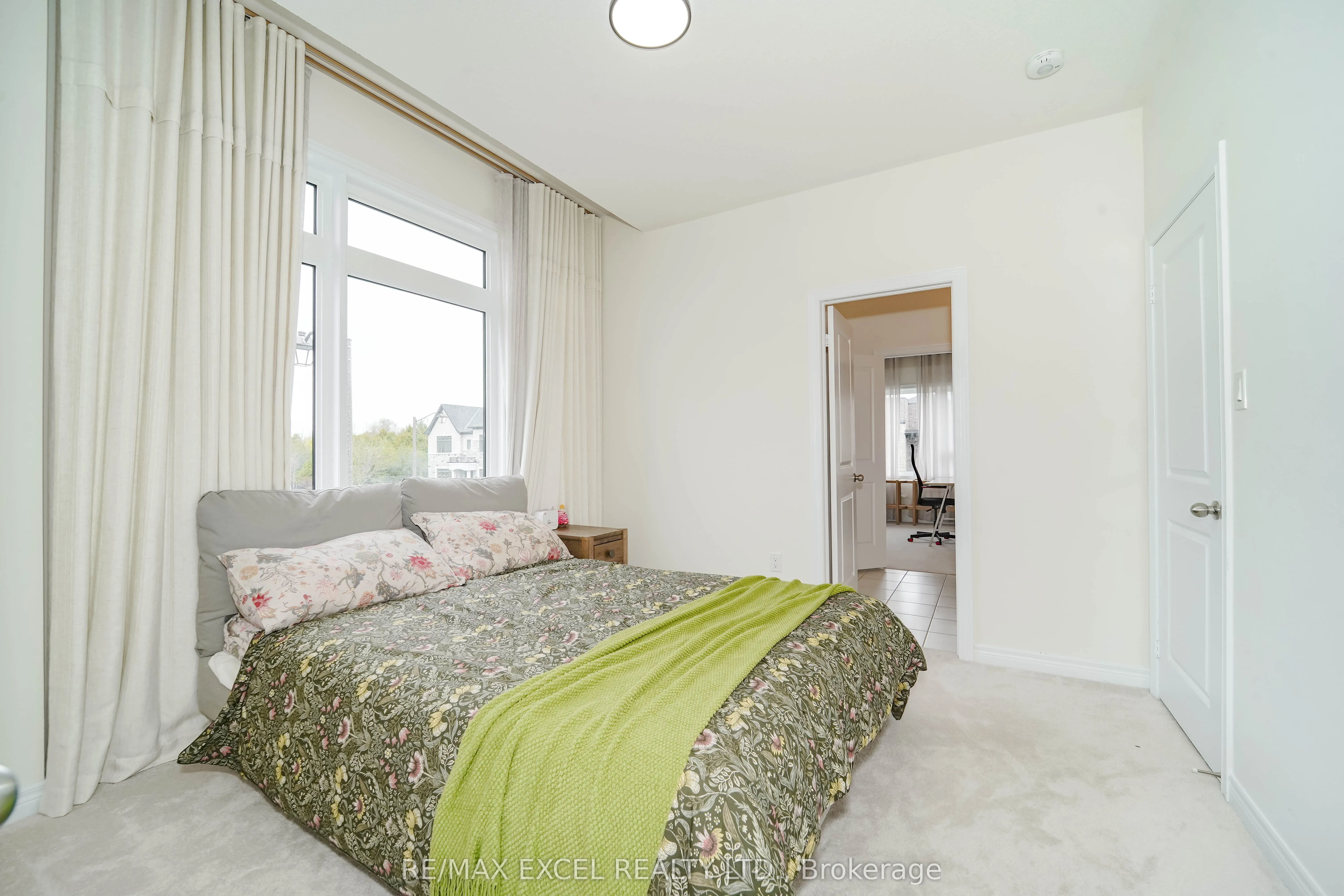 231 Fallharvest Way