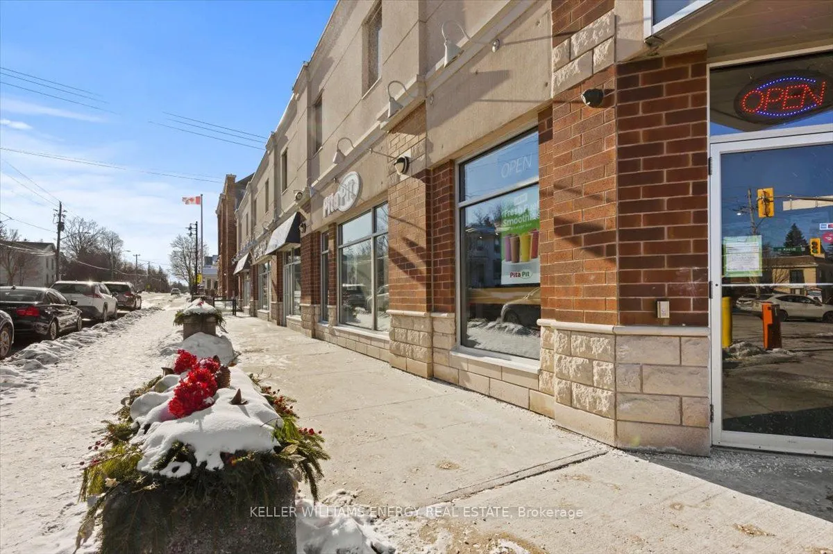 2 Brock Street W #5A