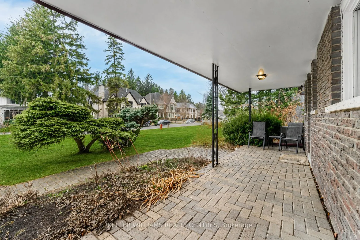 10 Hawthorne Lane