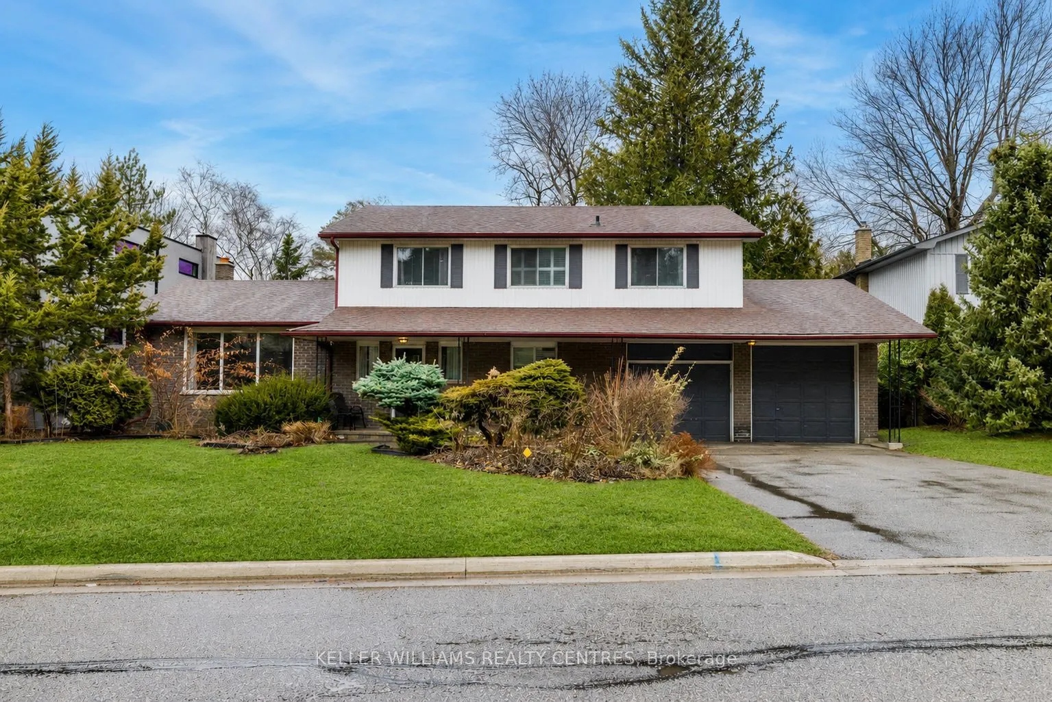 10 Hawthorne Lane