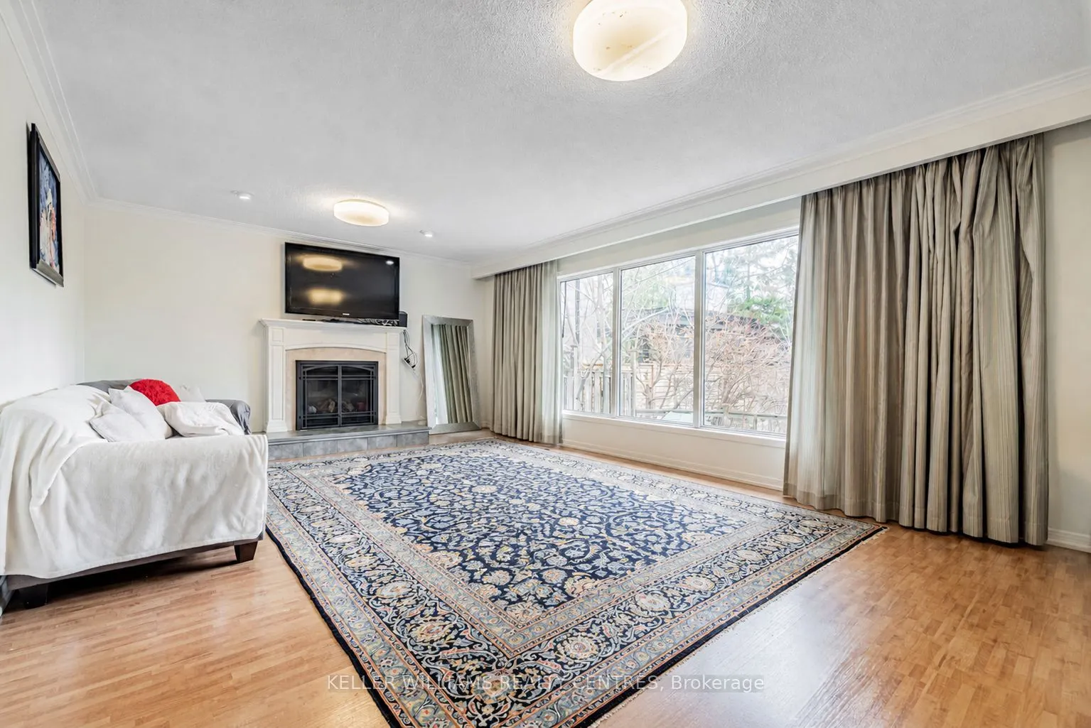 10 Hawthorne Lane