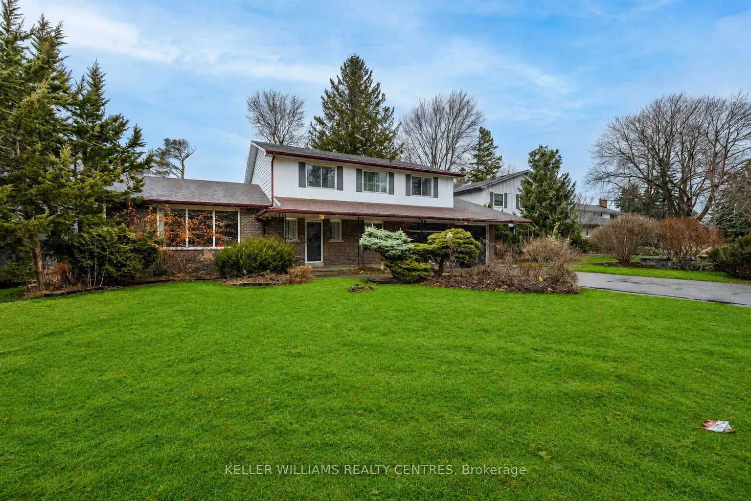 10 Hawthorne Lane