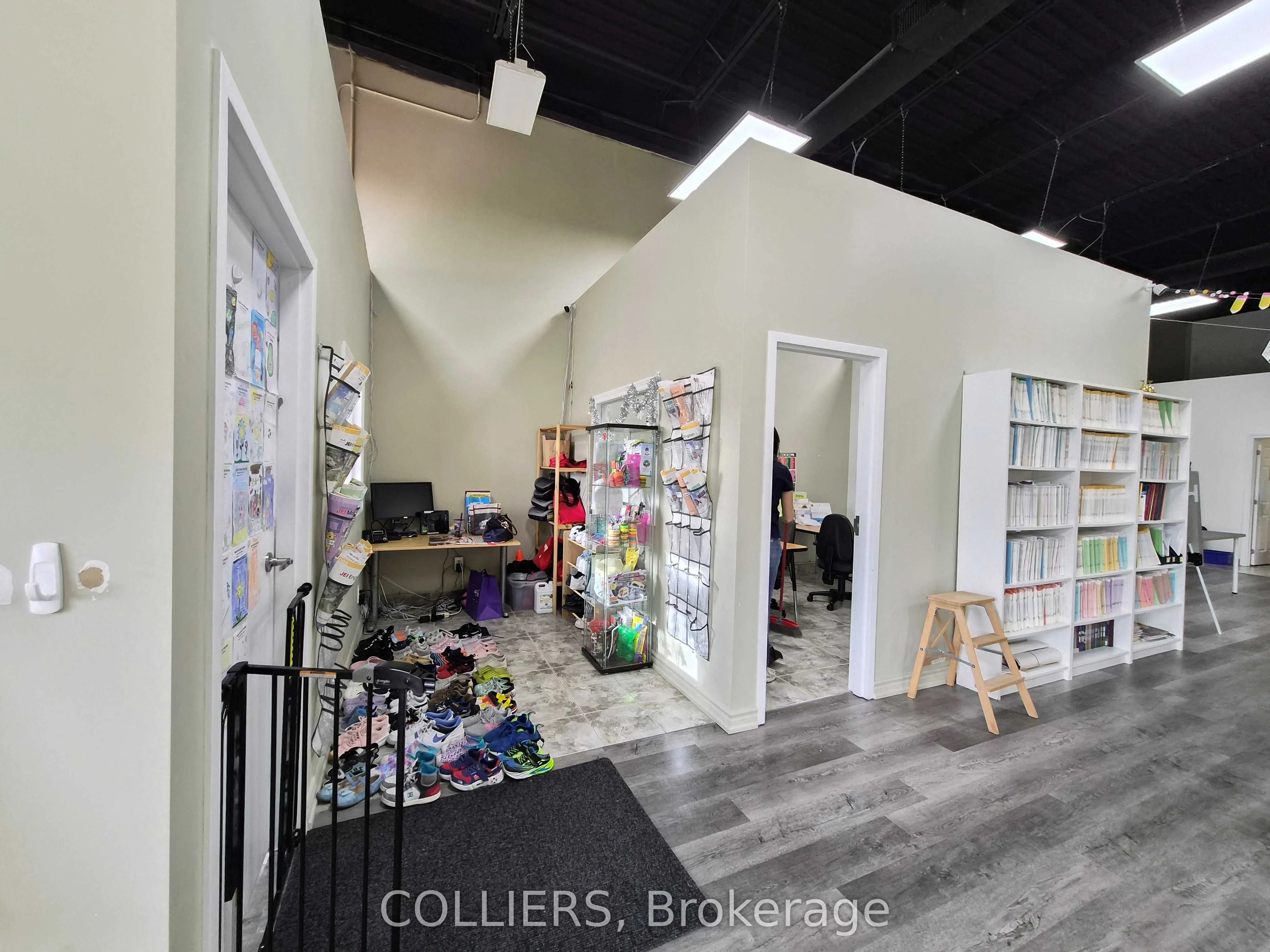 11685 Yonge Street #B102