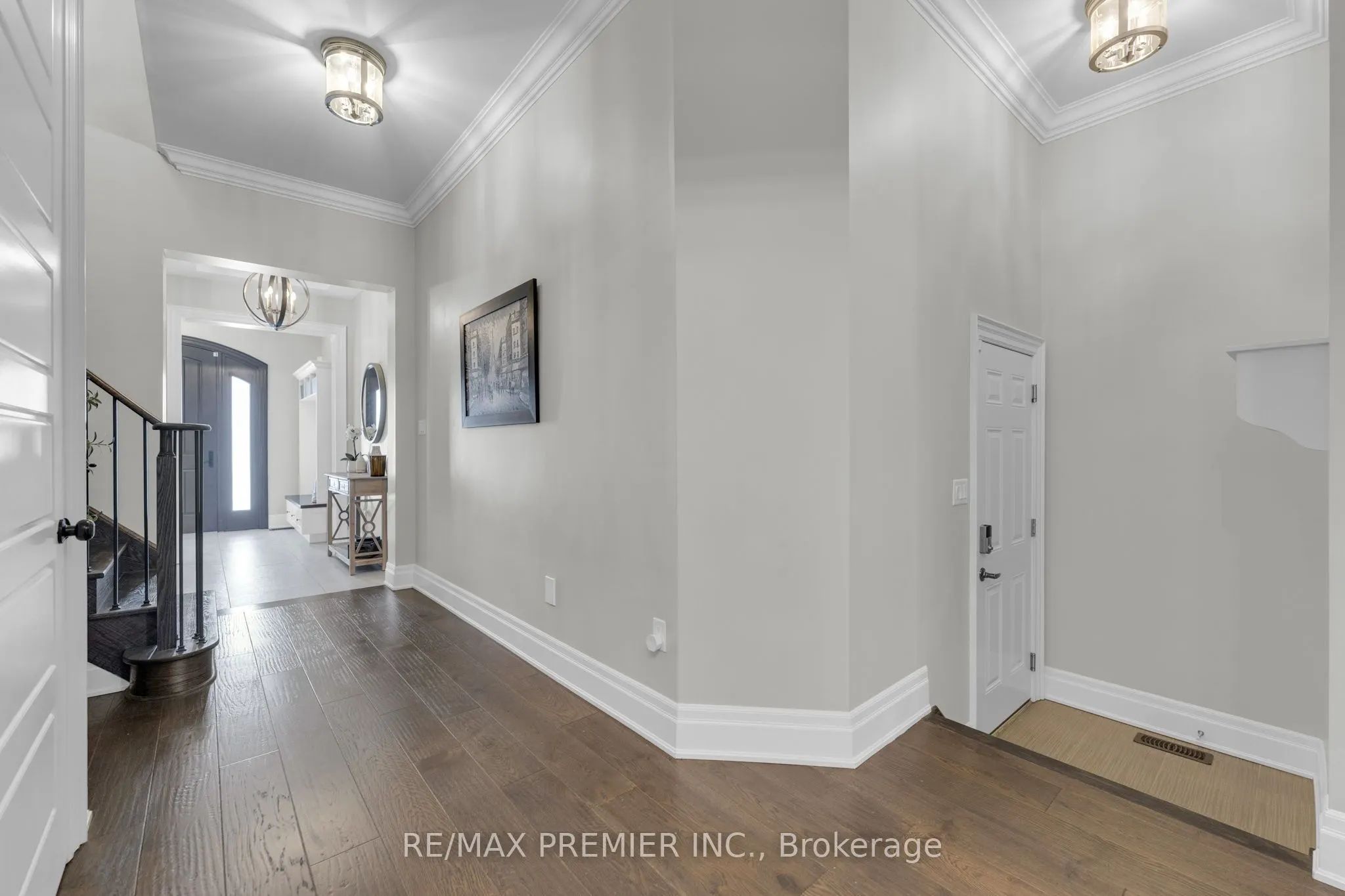 14 King Boulevard