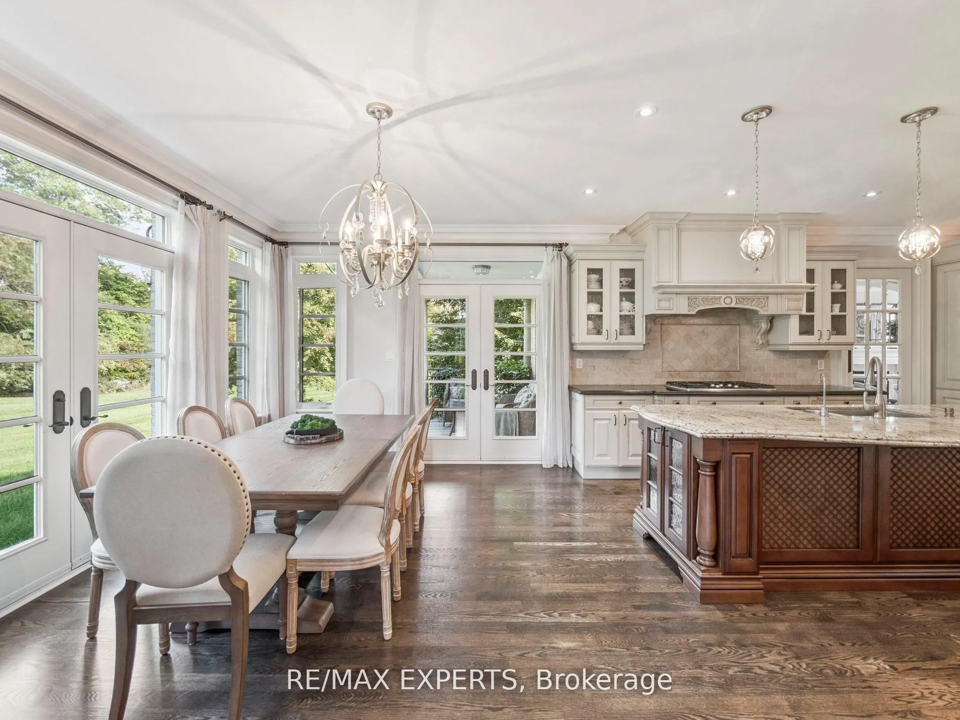 105 Eden Vale Drive S
