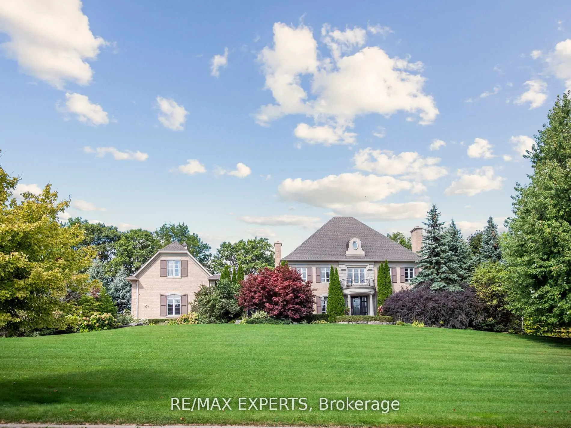 105 Eden Vale Drive S