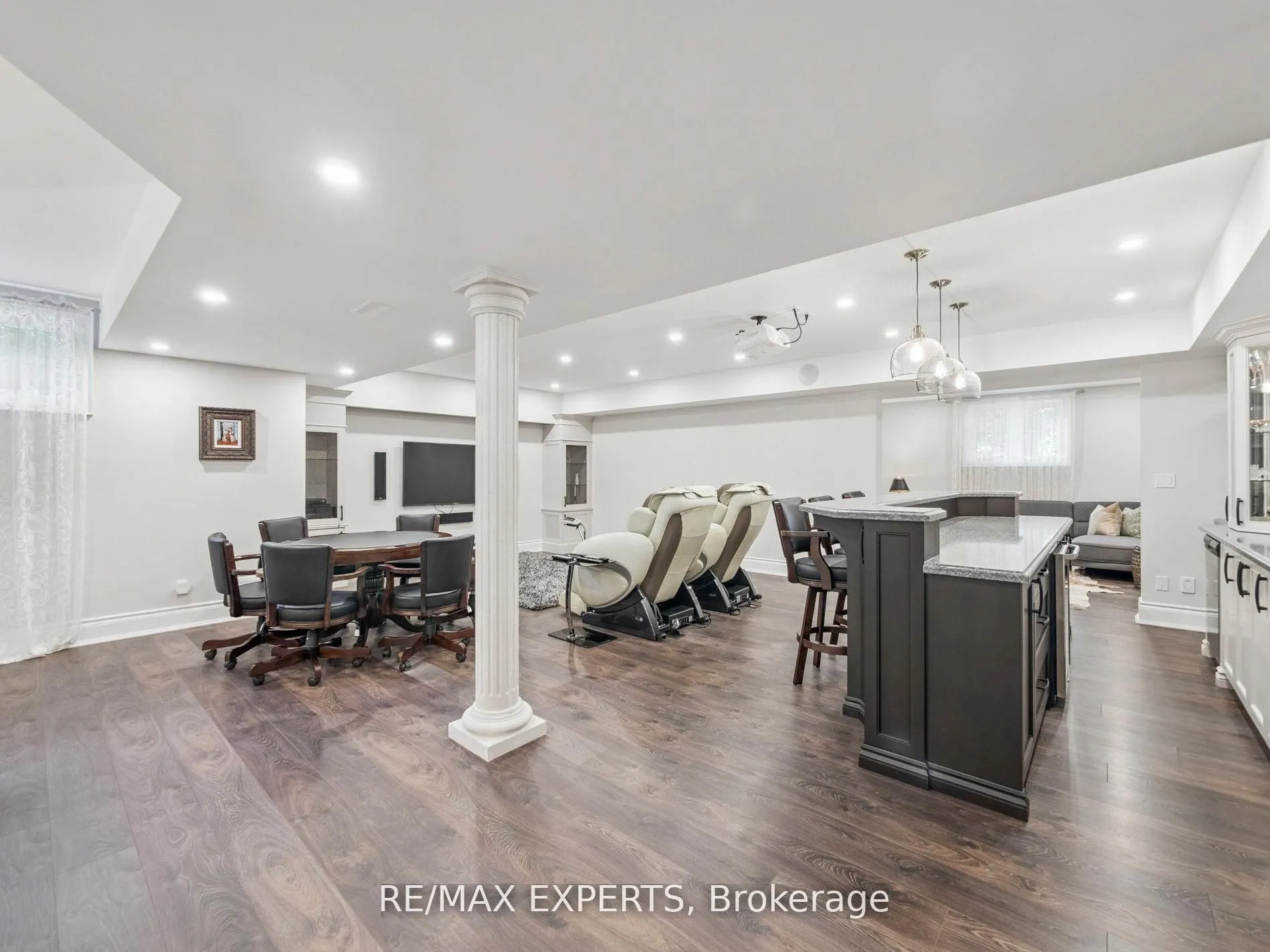 105 Eden Vale Drive S