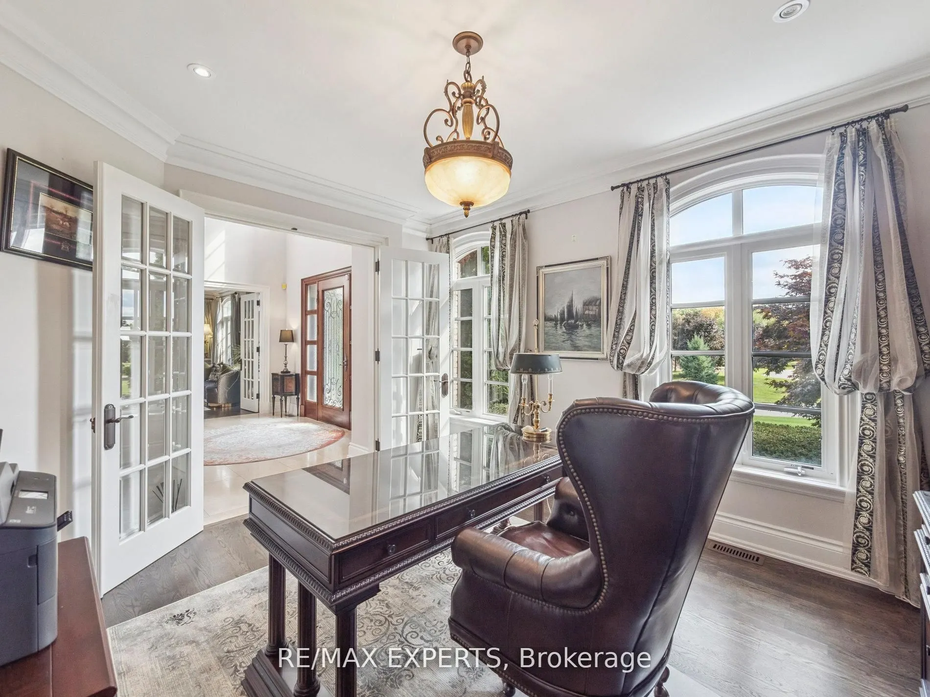 105 Eden Vale Drive S