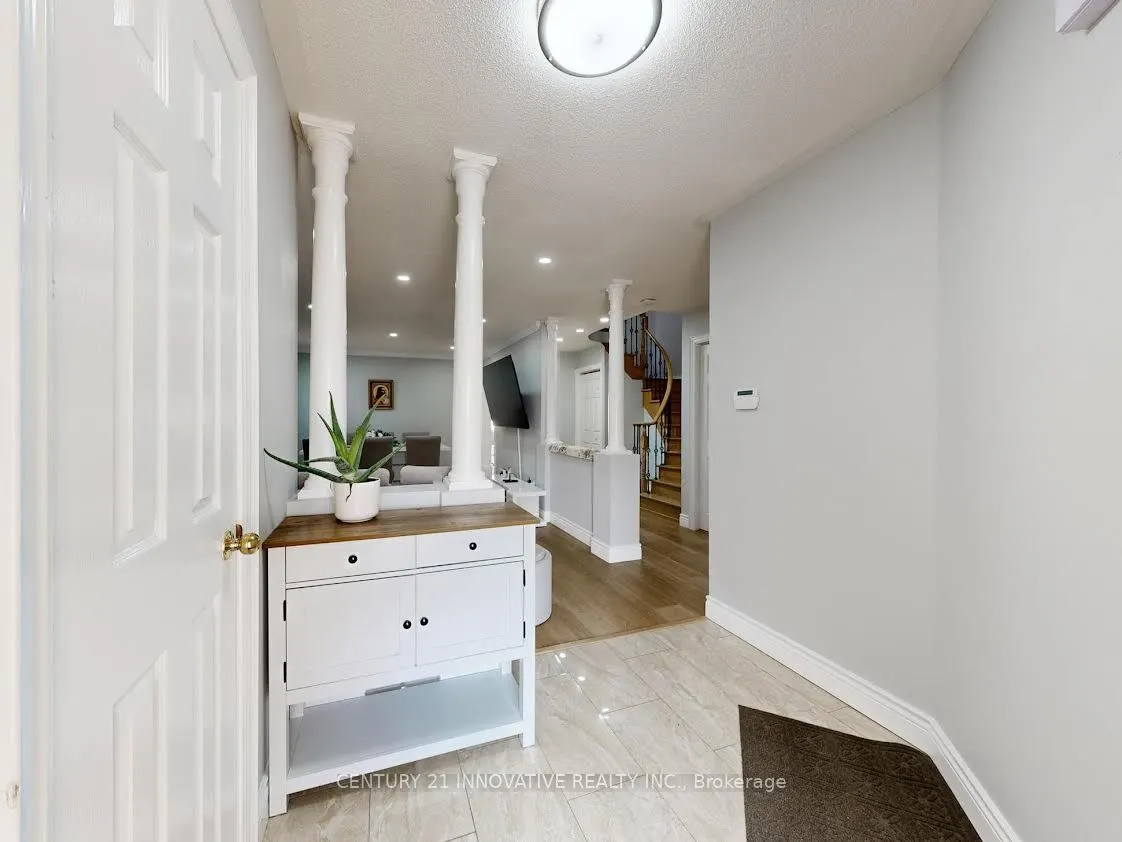 336 St Joan of Arc Avenue
