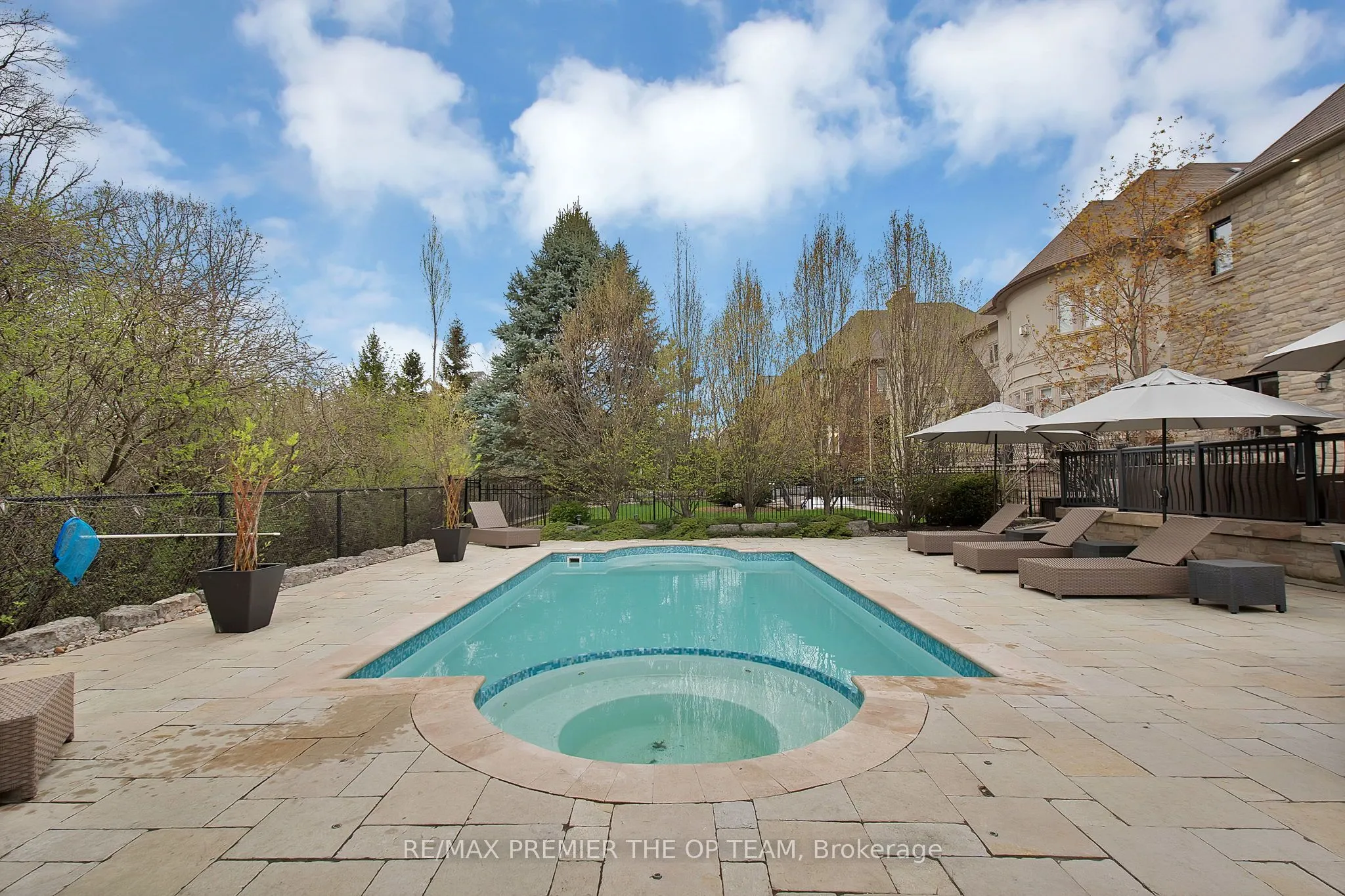 62 Autumn Grove Court