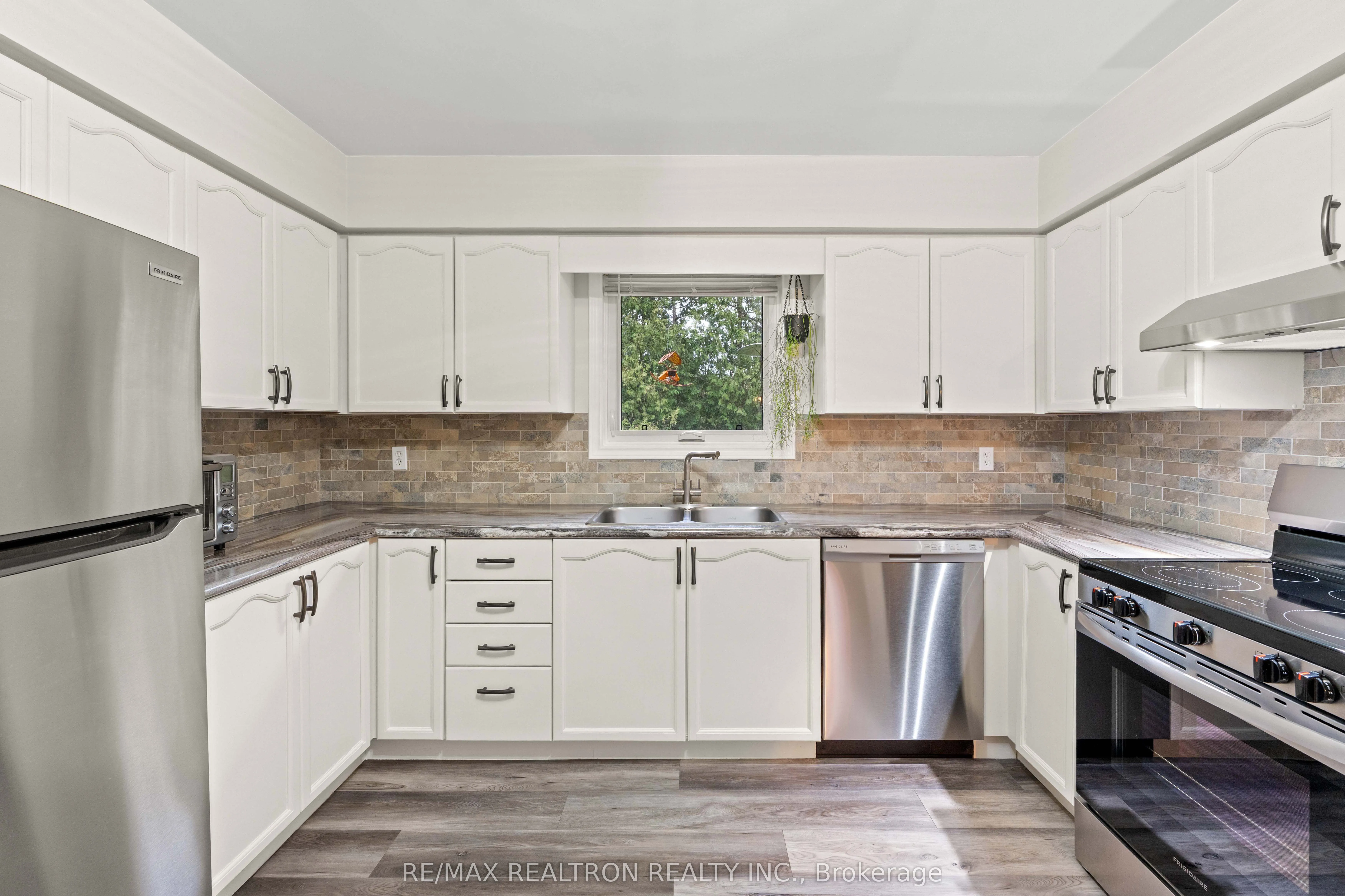 8977 Boyne River Road