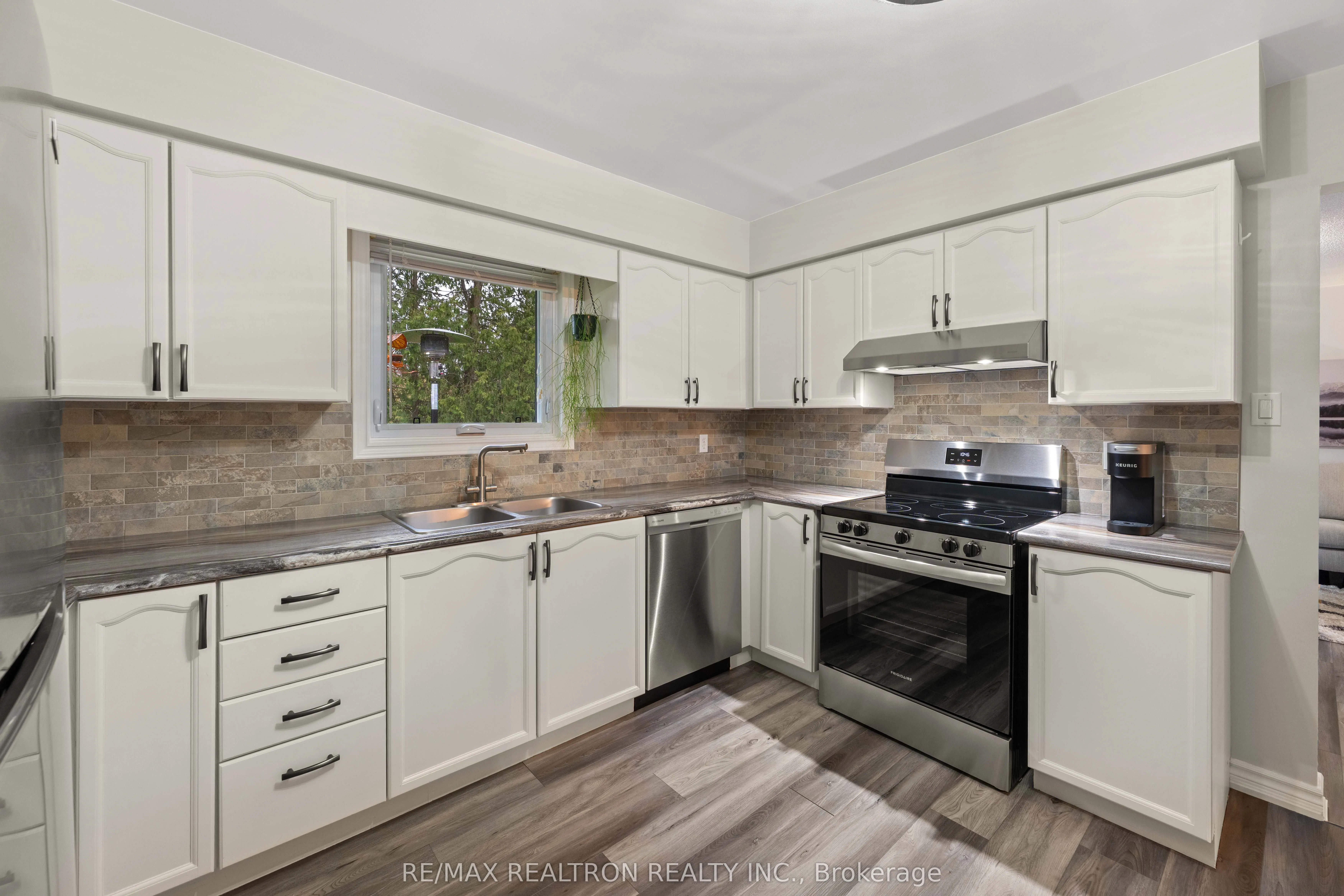 8977 Boyne River Road