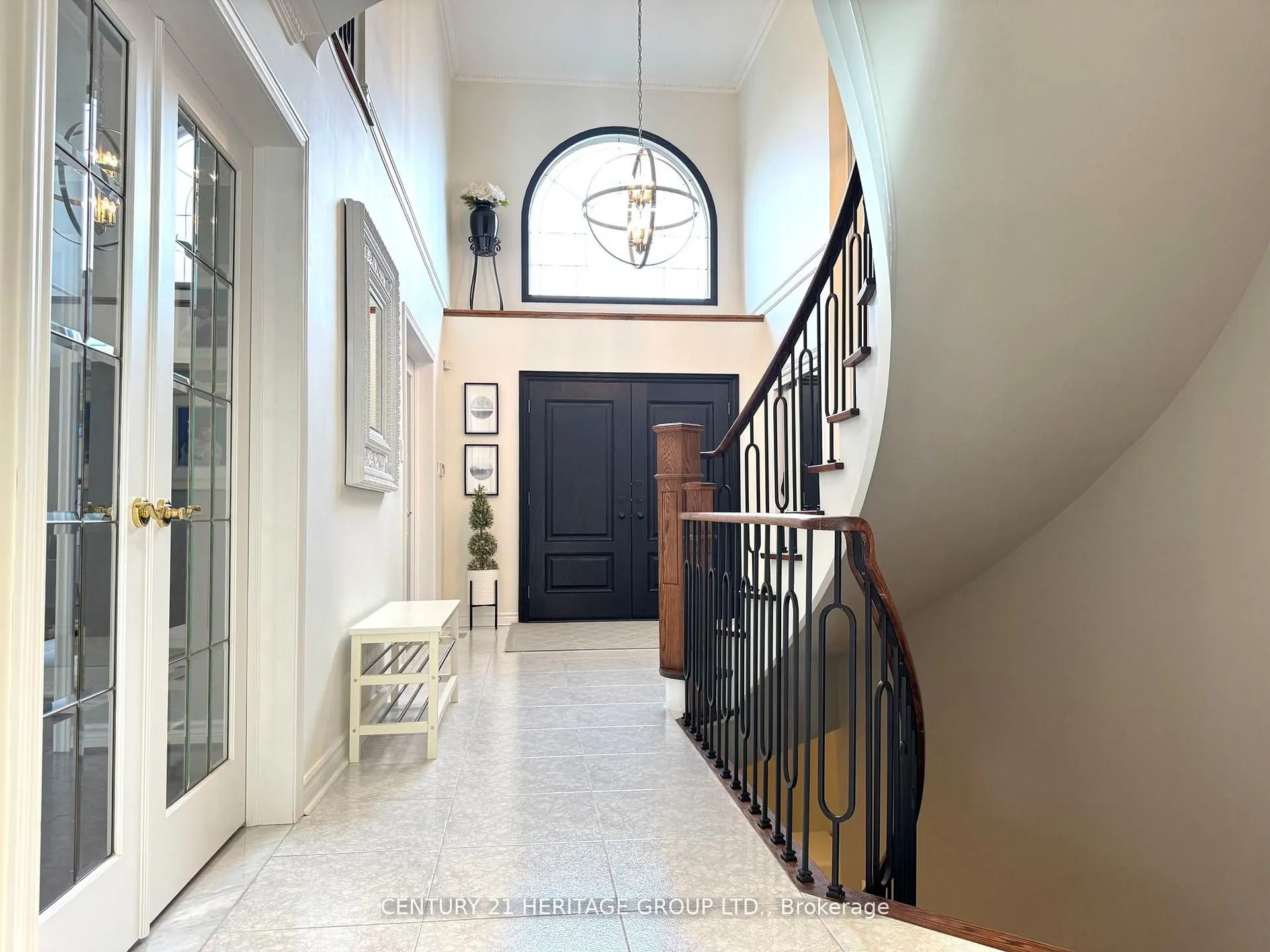 12 Lavinio Court