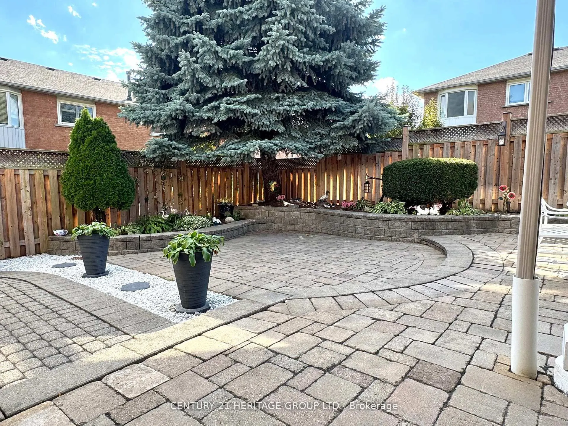 12 Lavinio Court