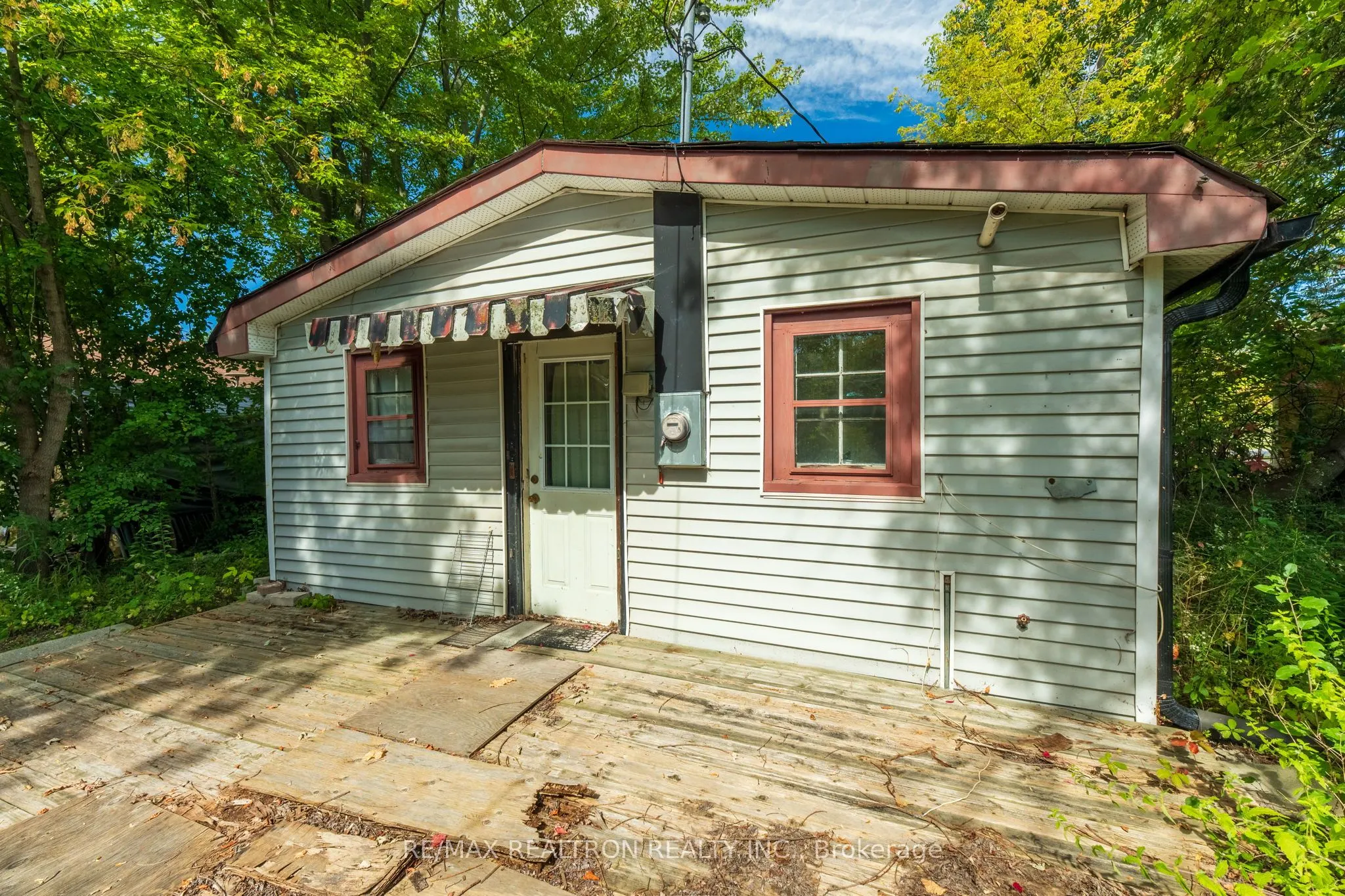 183 Beach Road