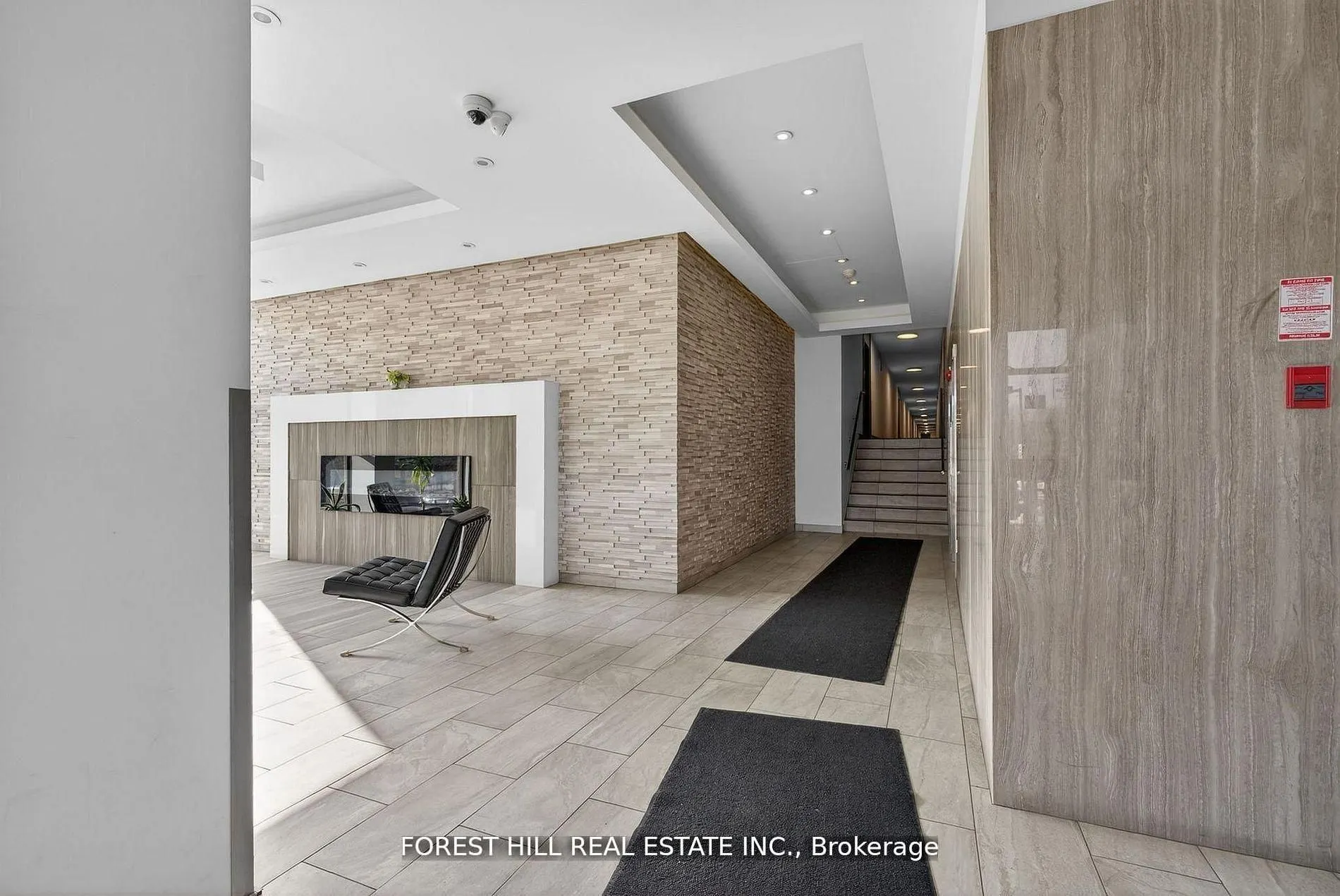 180 DUDLEY Avenue #302