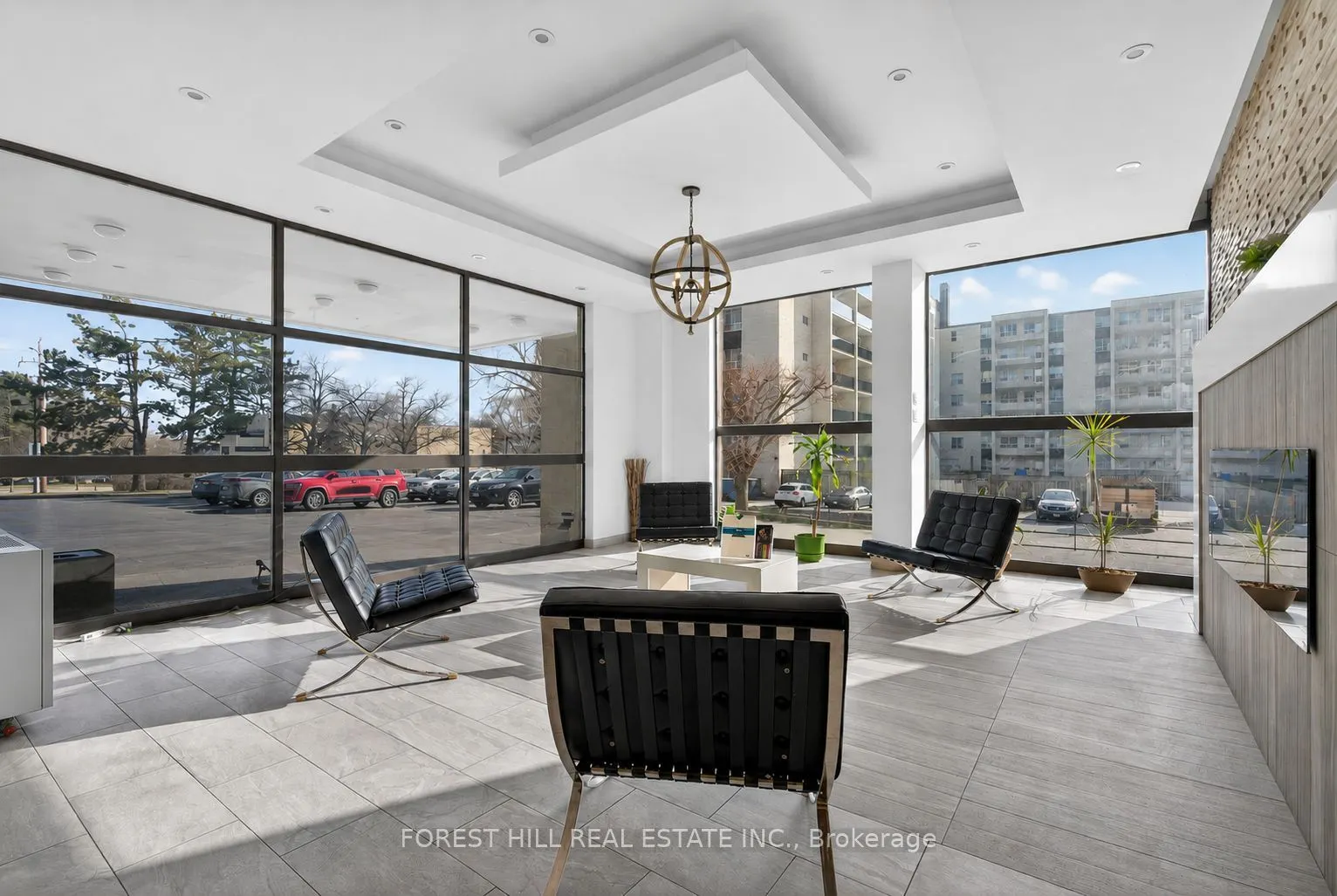 180 DUDLEY Avenue #302