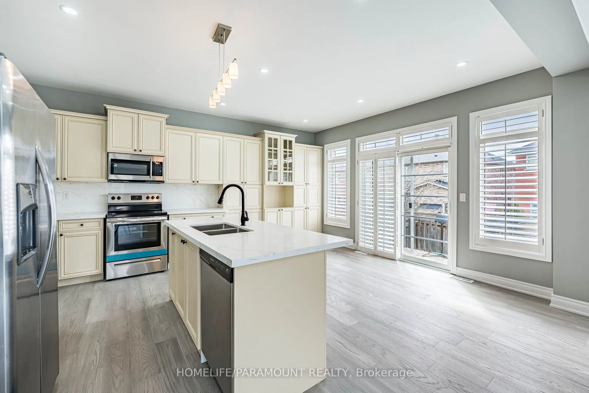 121 Highmark Drive