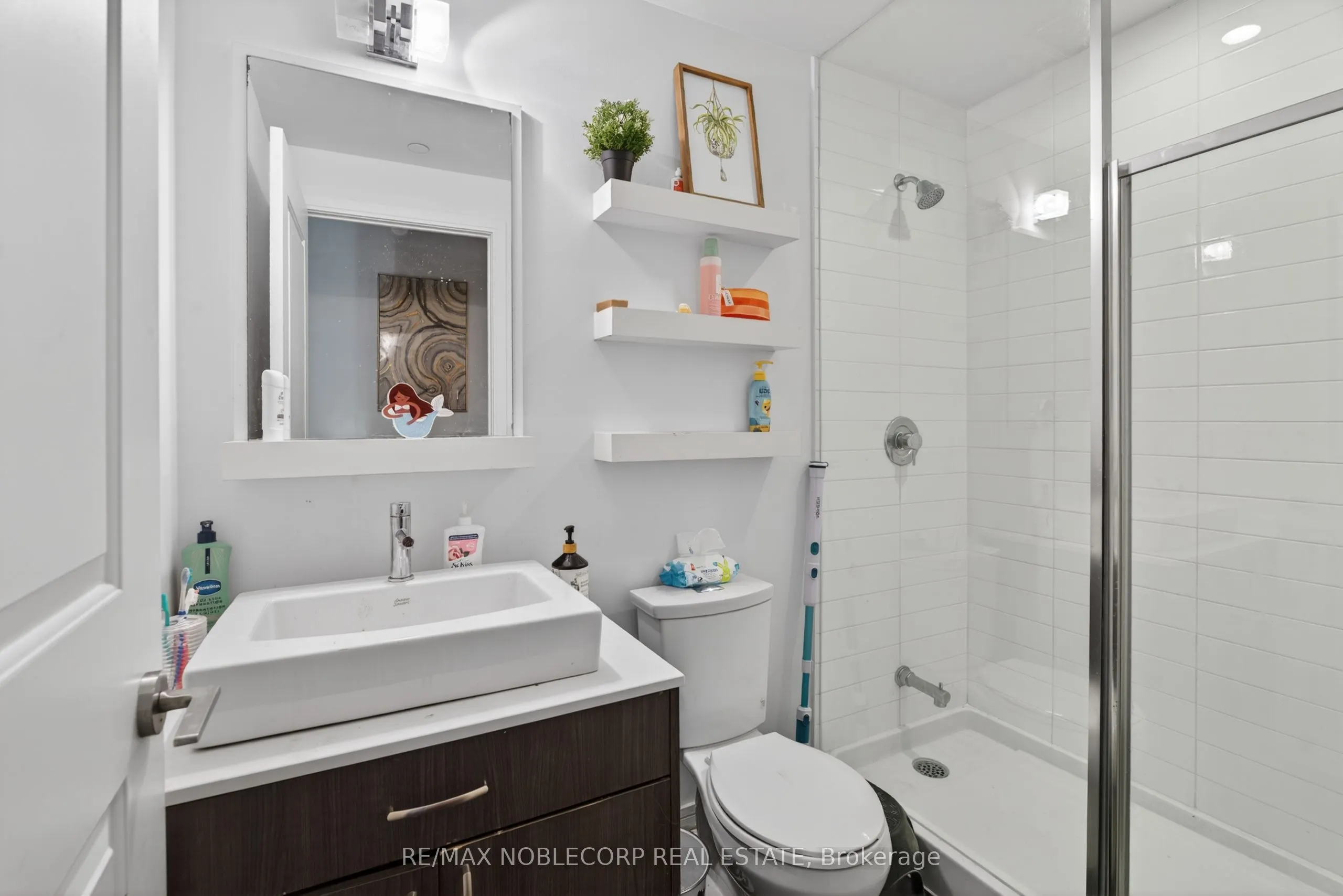 9199 Yonge Street N #102SE