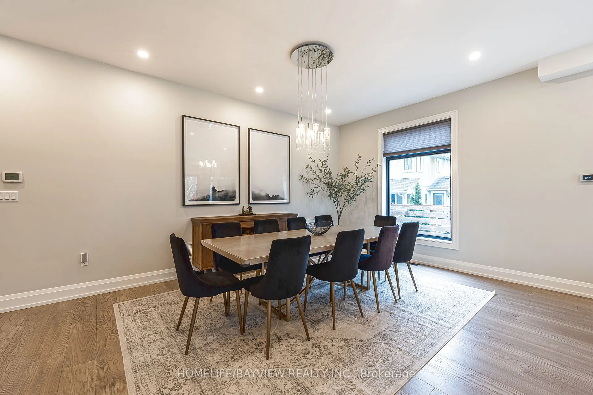 16 Windsor Drive