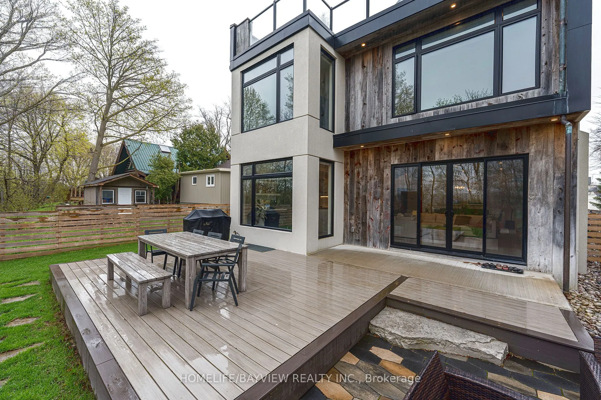 16 Windsor Drive