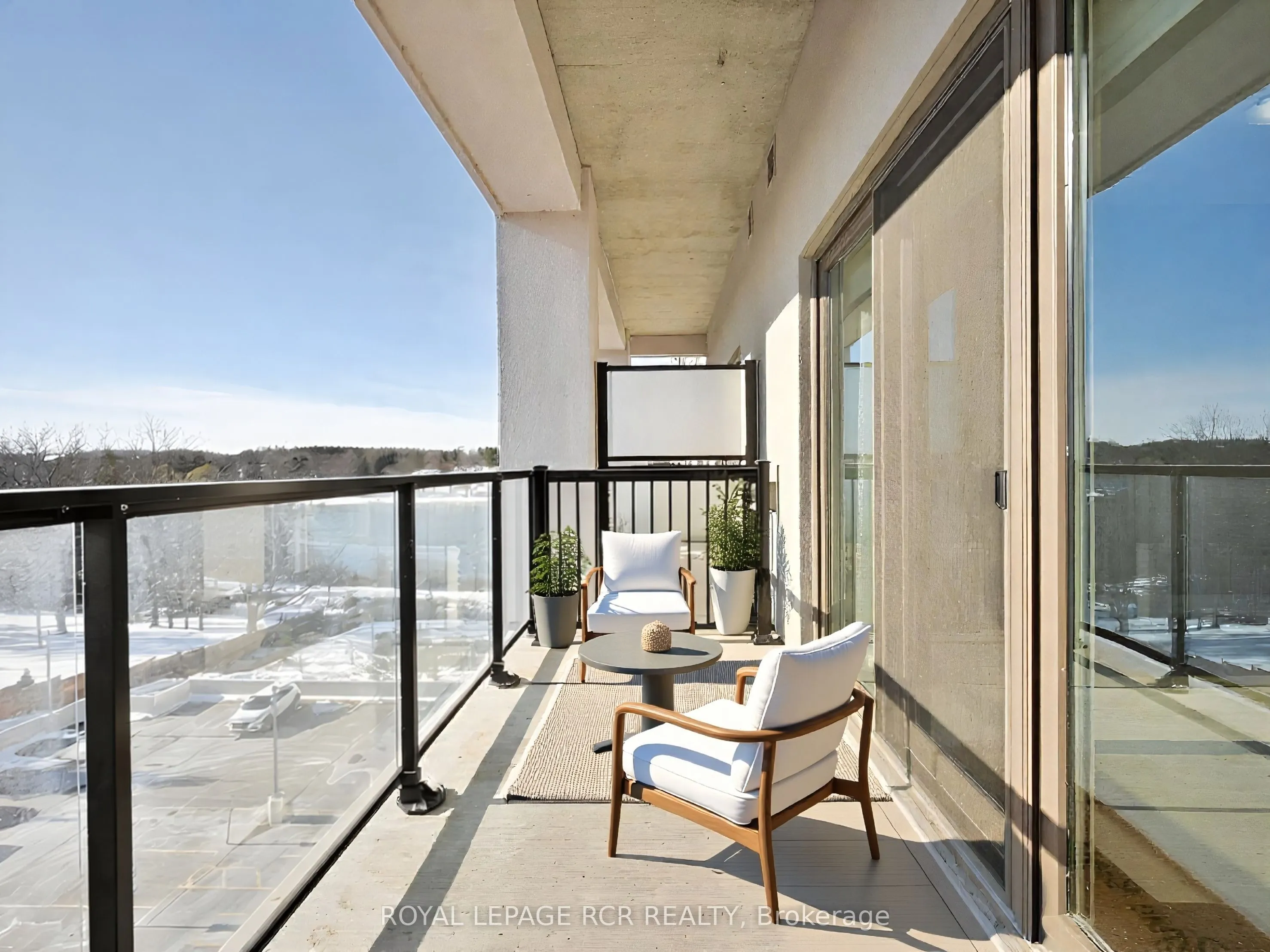 64 Queen Street S #502