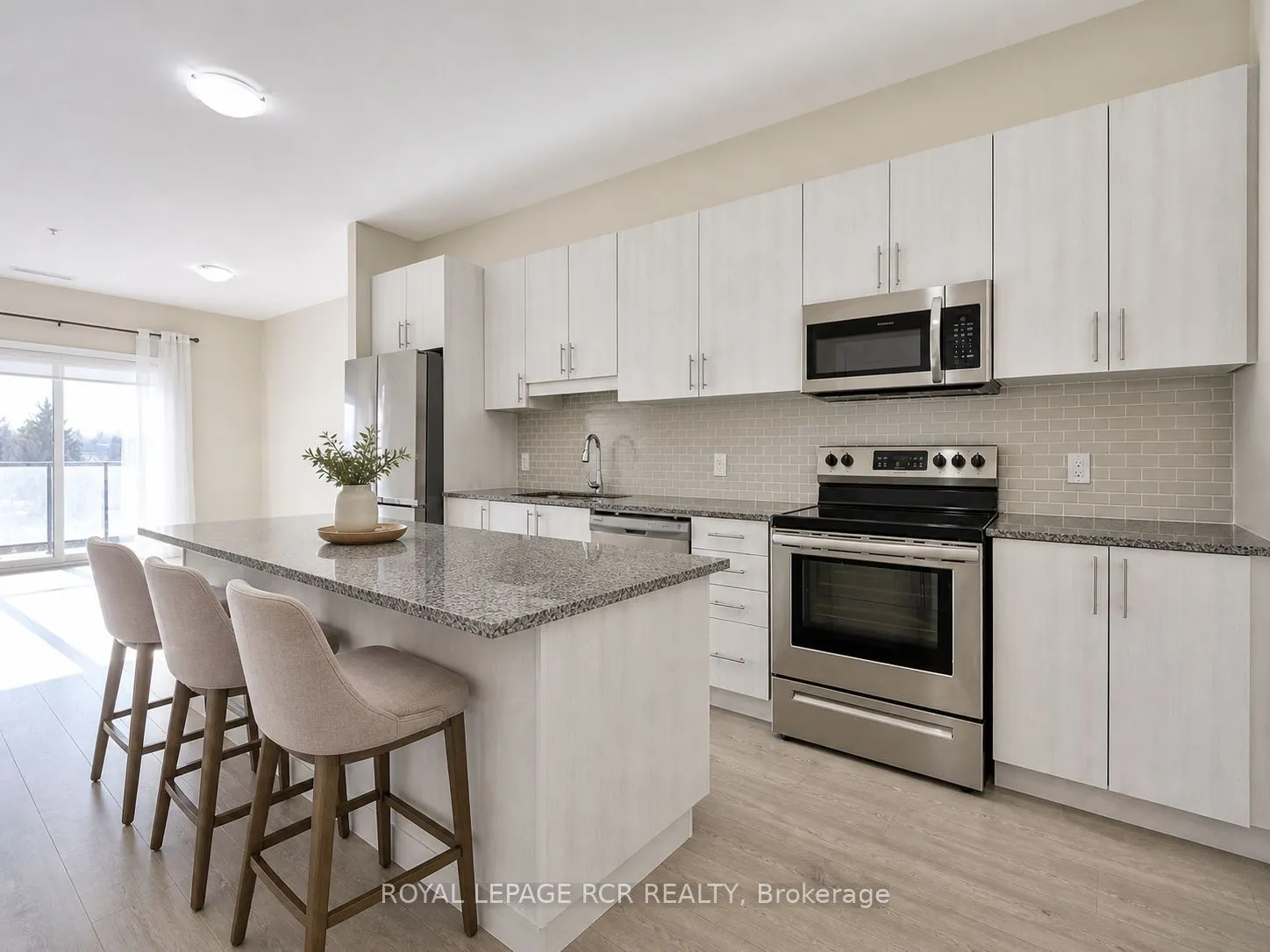 64 Queen Street S #502