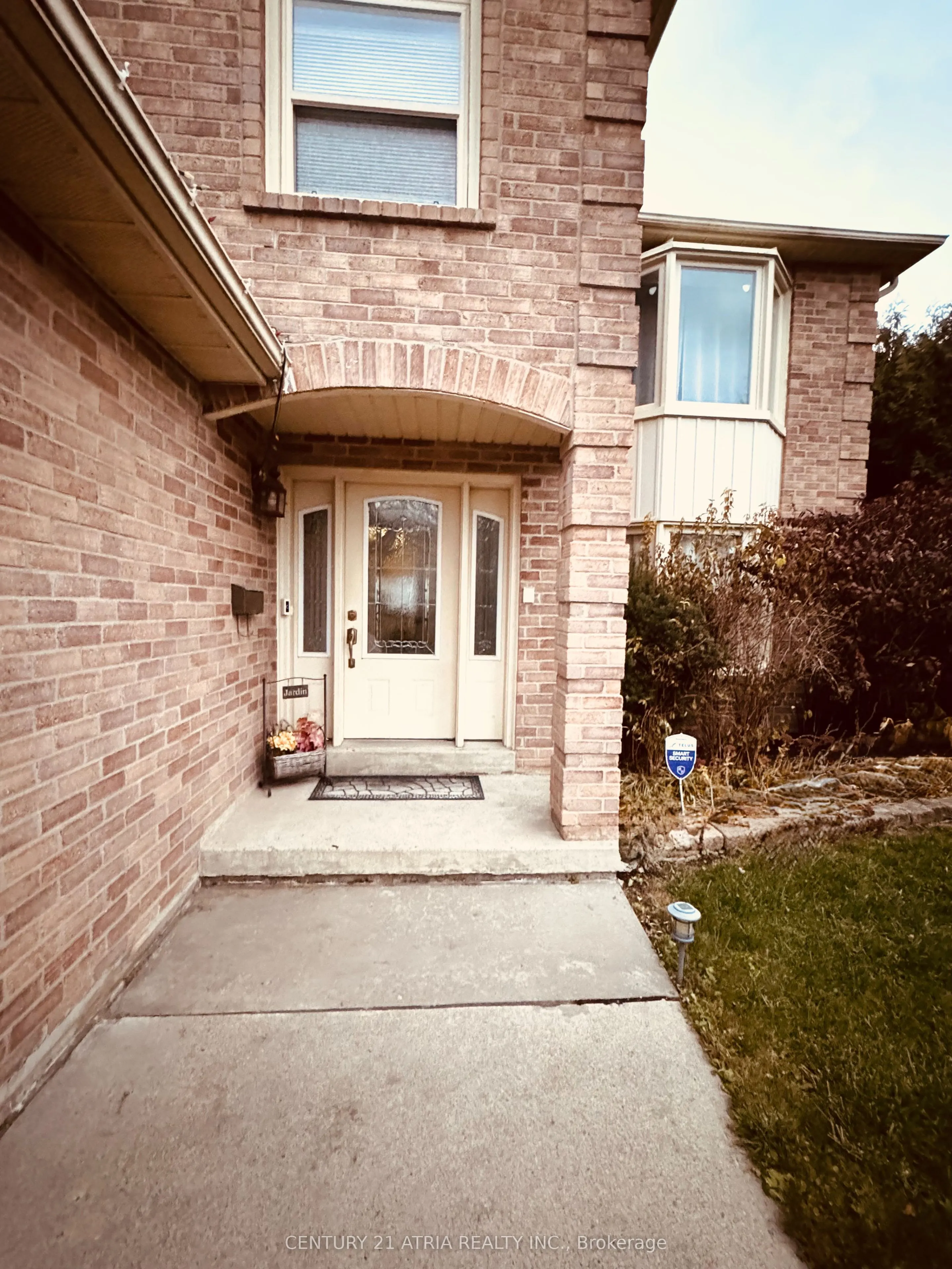 15 Timpson Drive