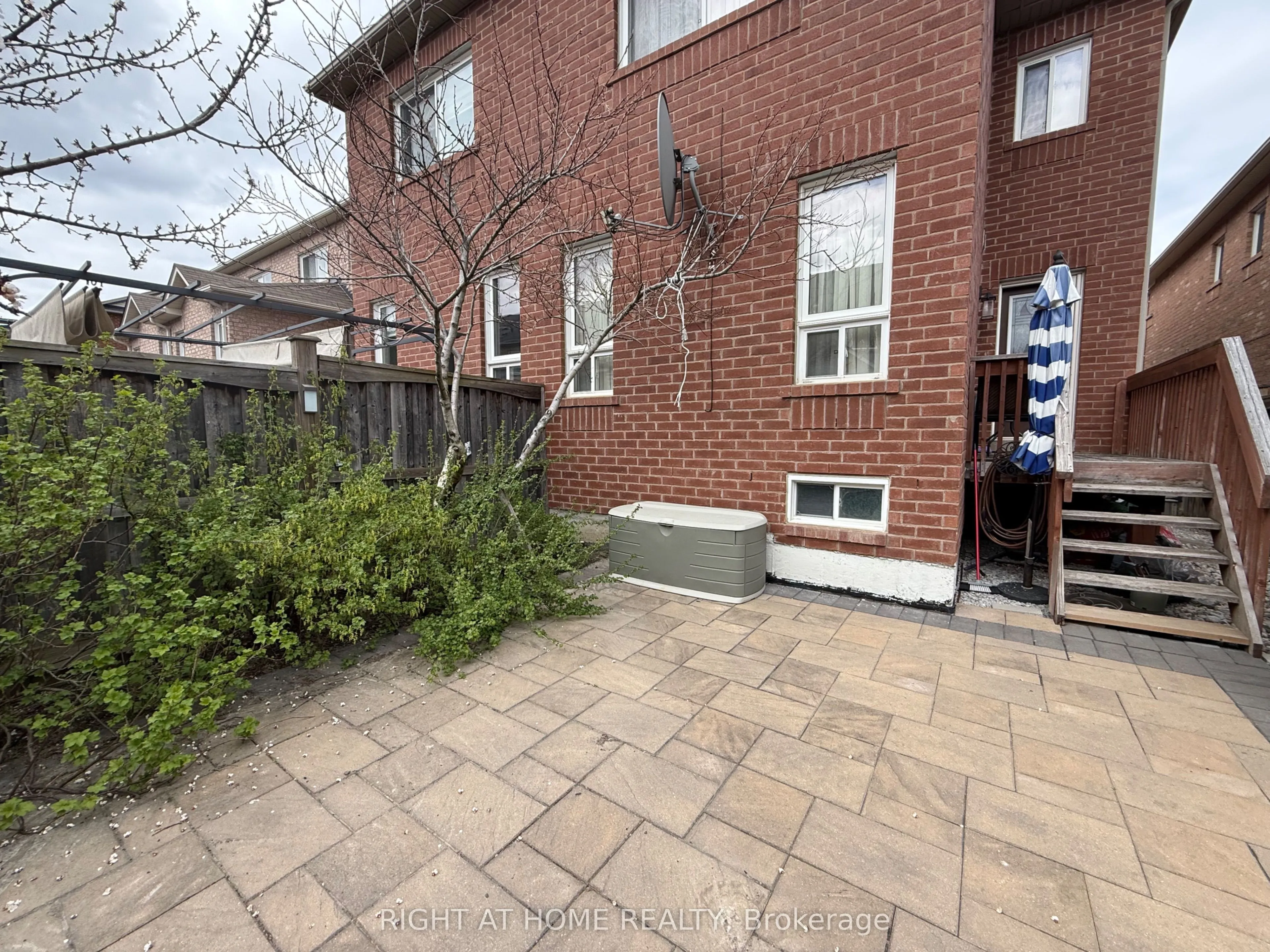 129 Four Seasons Crescent