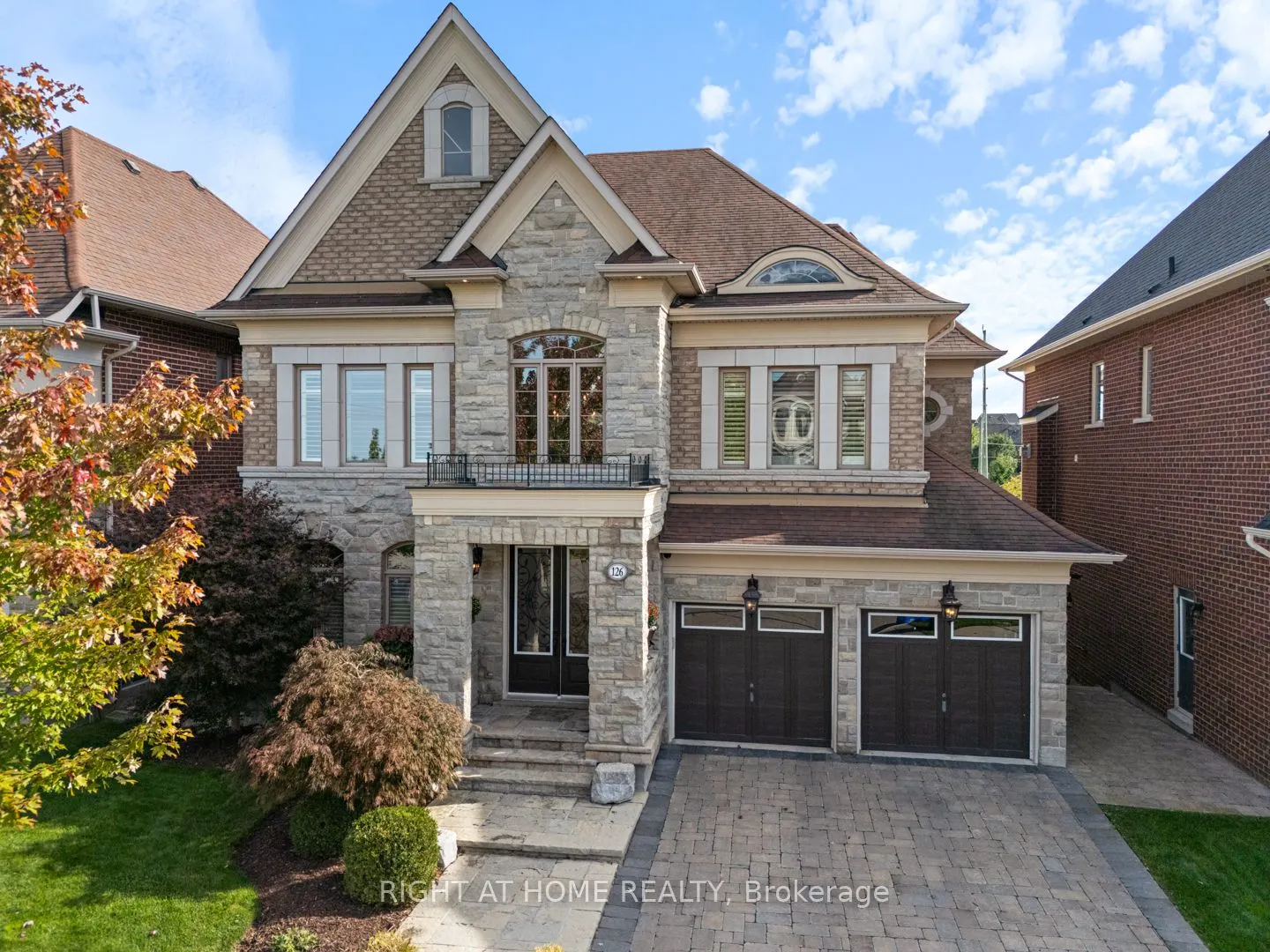 126 Vines Place