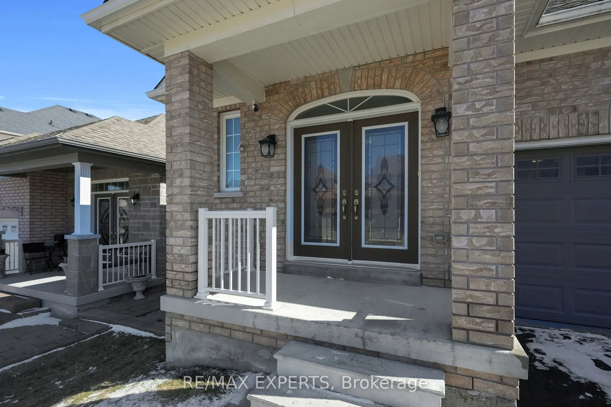 57 Hopkins Crescent N