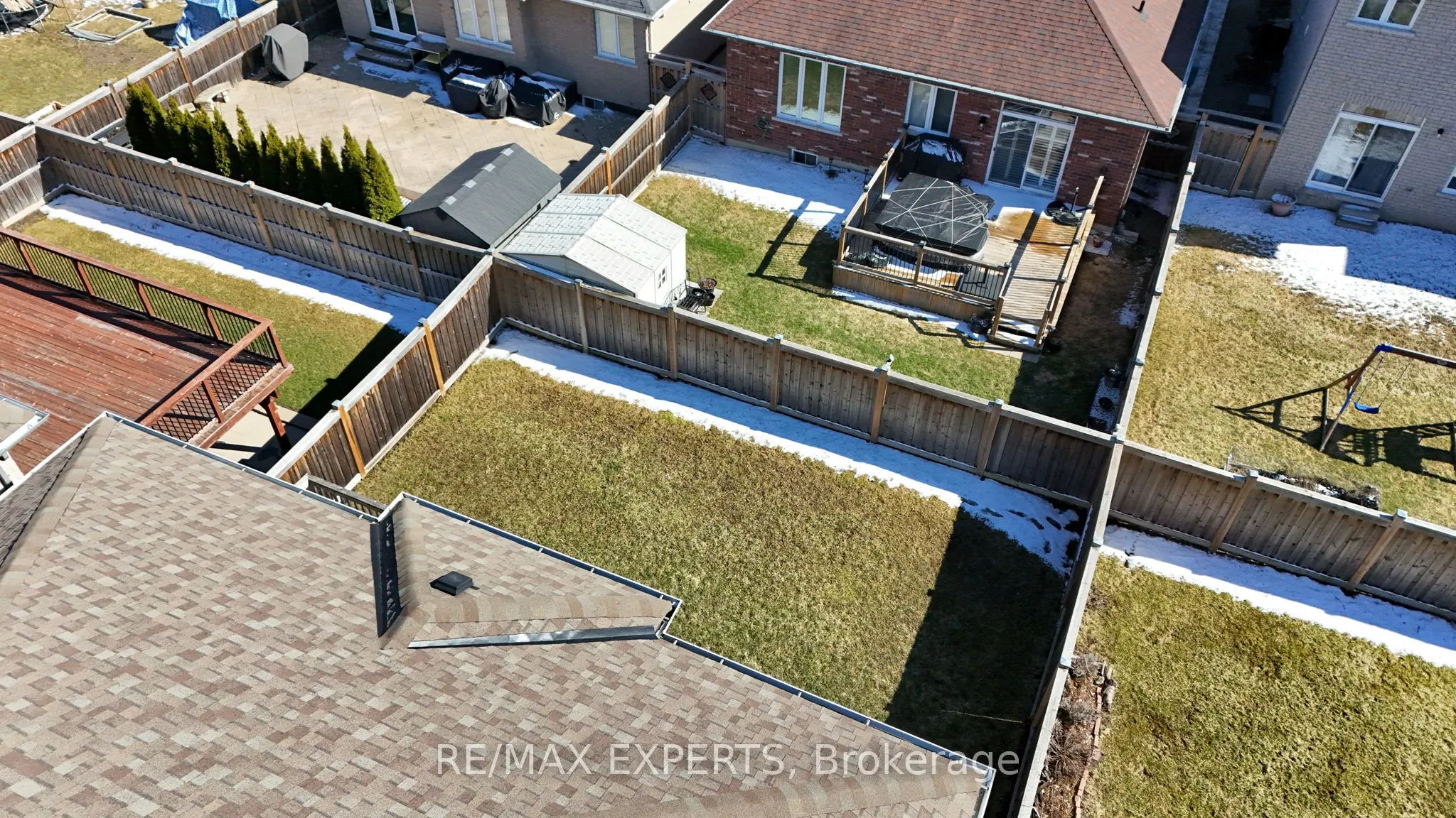 57 Hopkins Crescent N