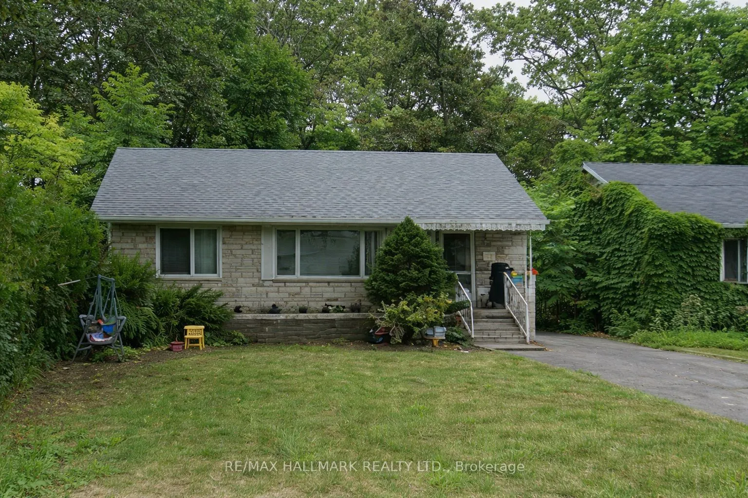 22 Grandview Avenue