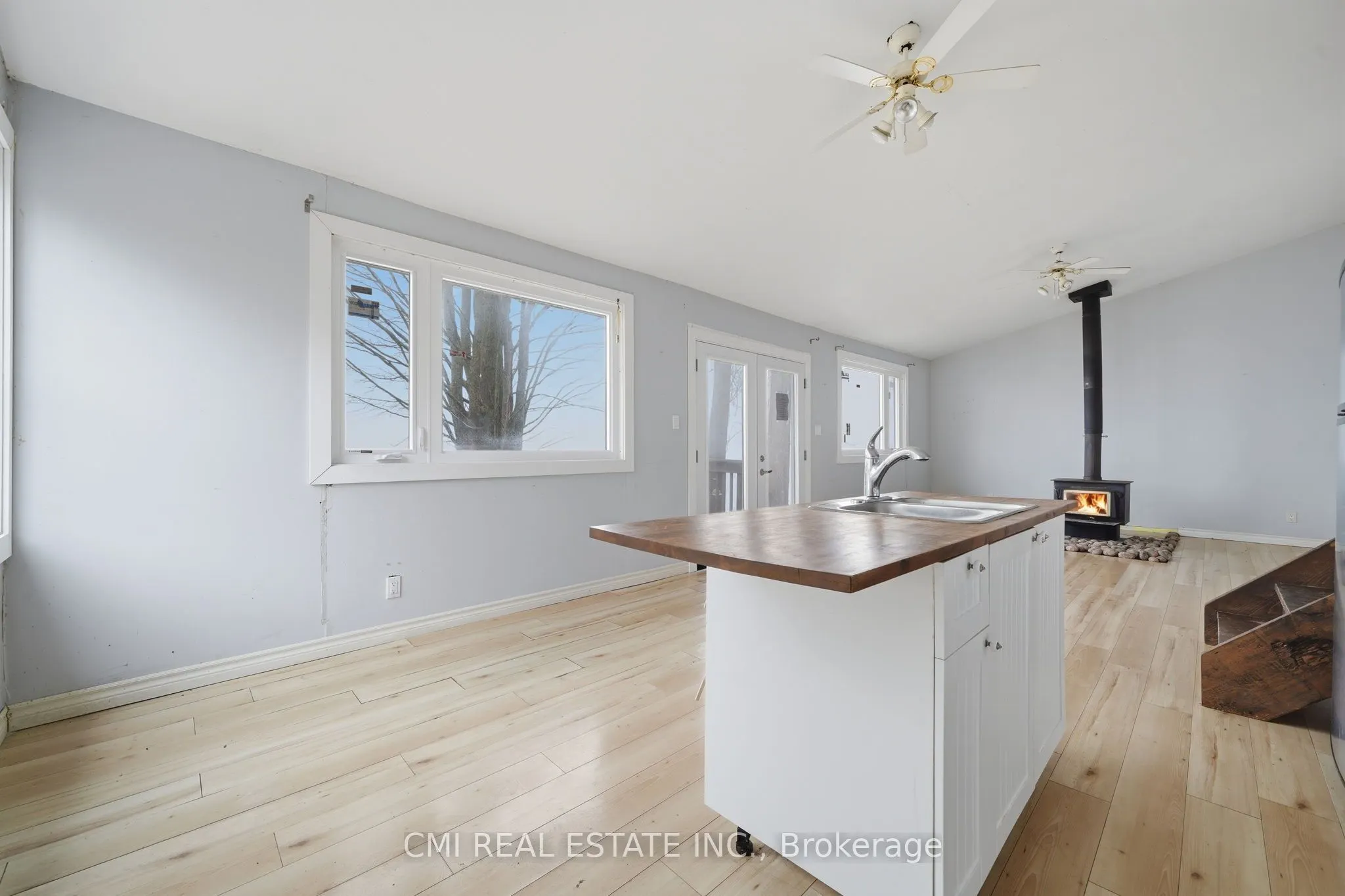 100 Alsops Beach Road