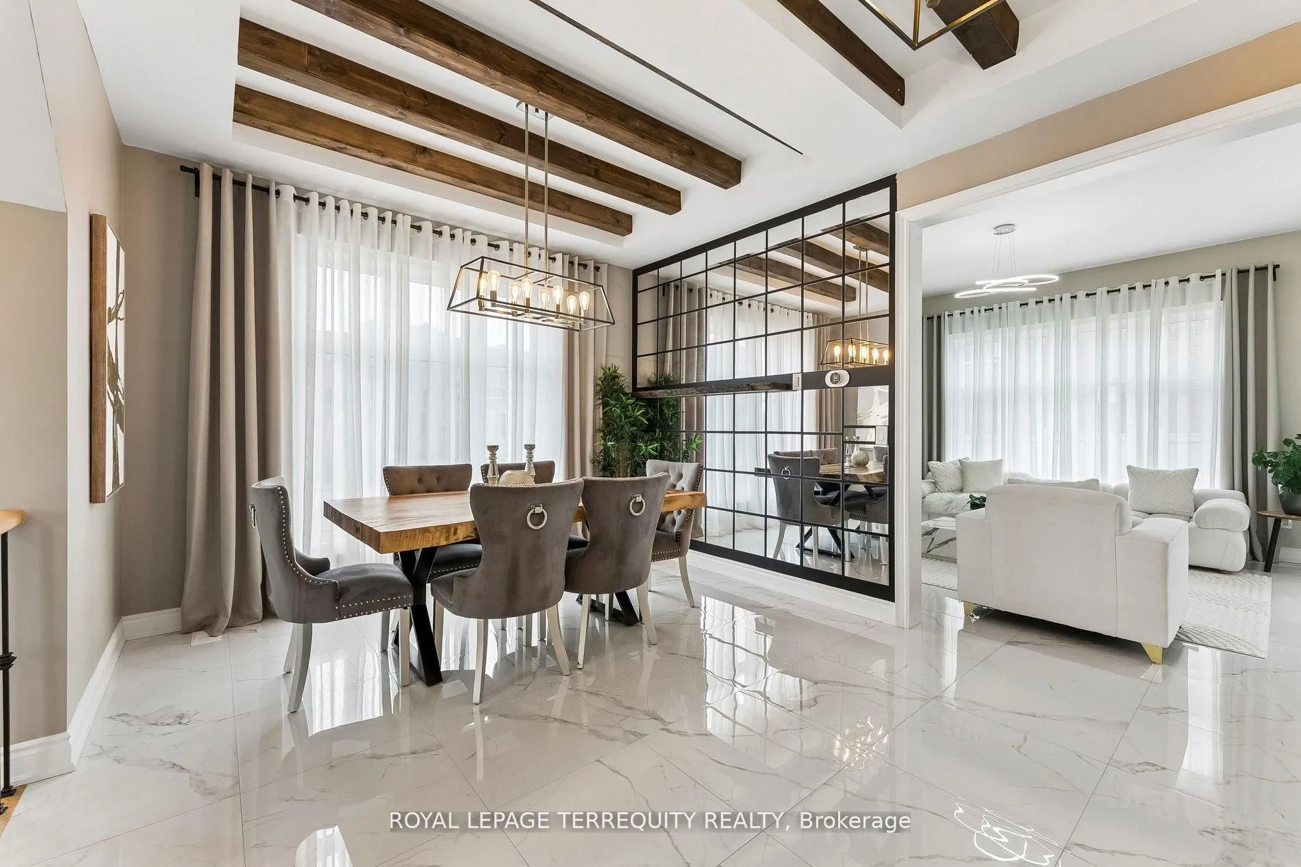 7 Ballanview Court