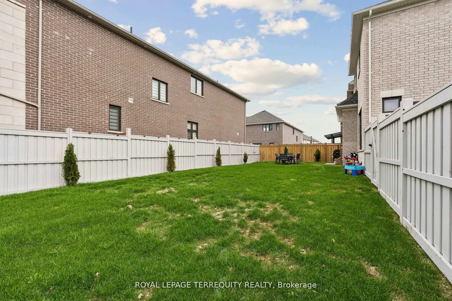 7 Ballanview Court