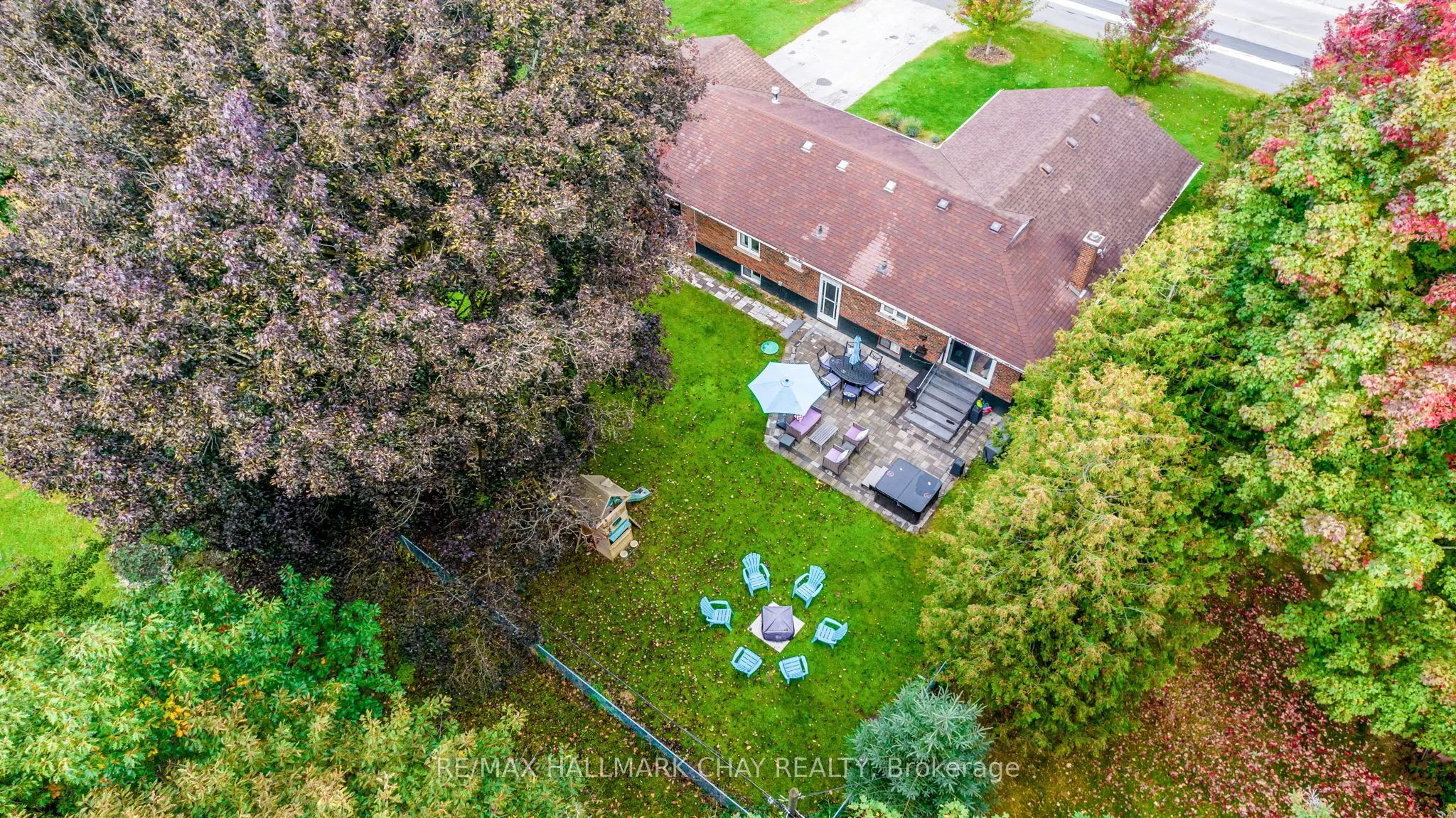 1587 Mount Albert Road