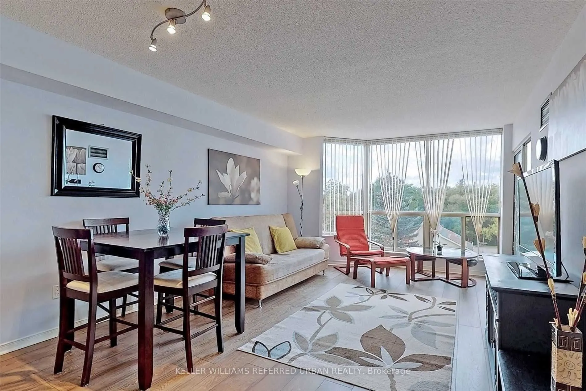 309 Major Mackenzie Drive E #420