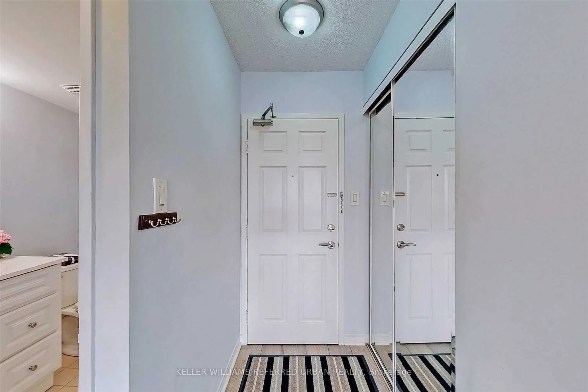 309 Major Mackenzie Drive E #420