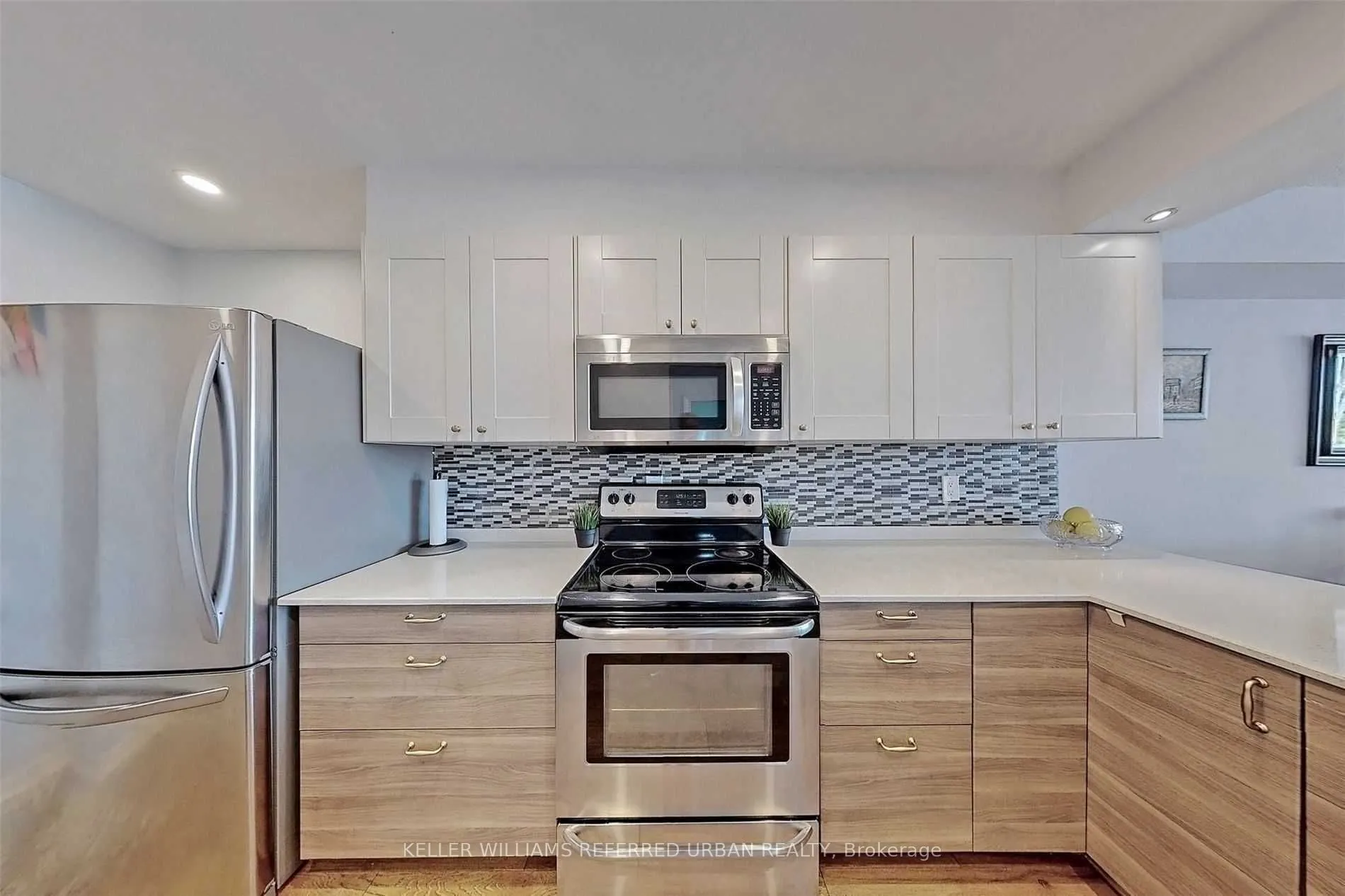 309 Major Mackenzie Drive E #420