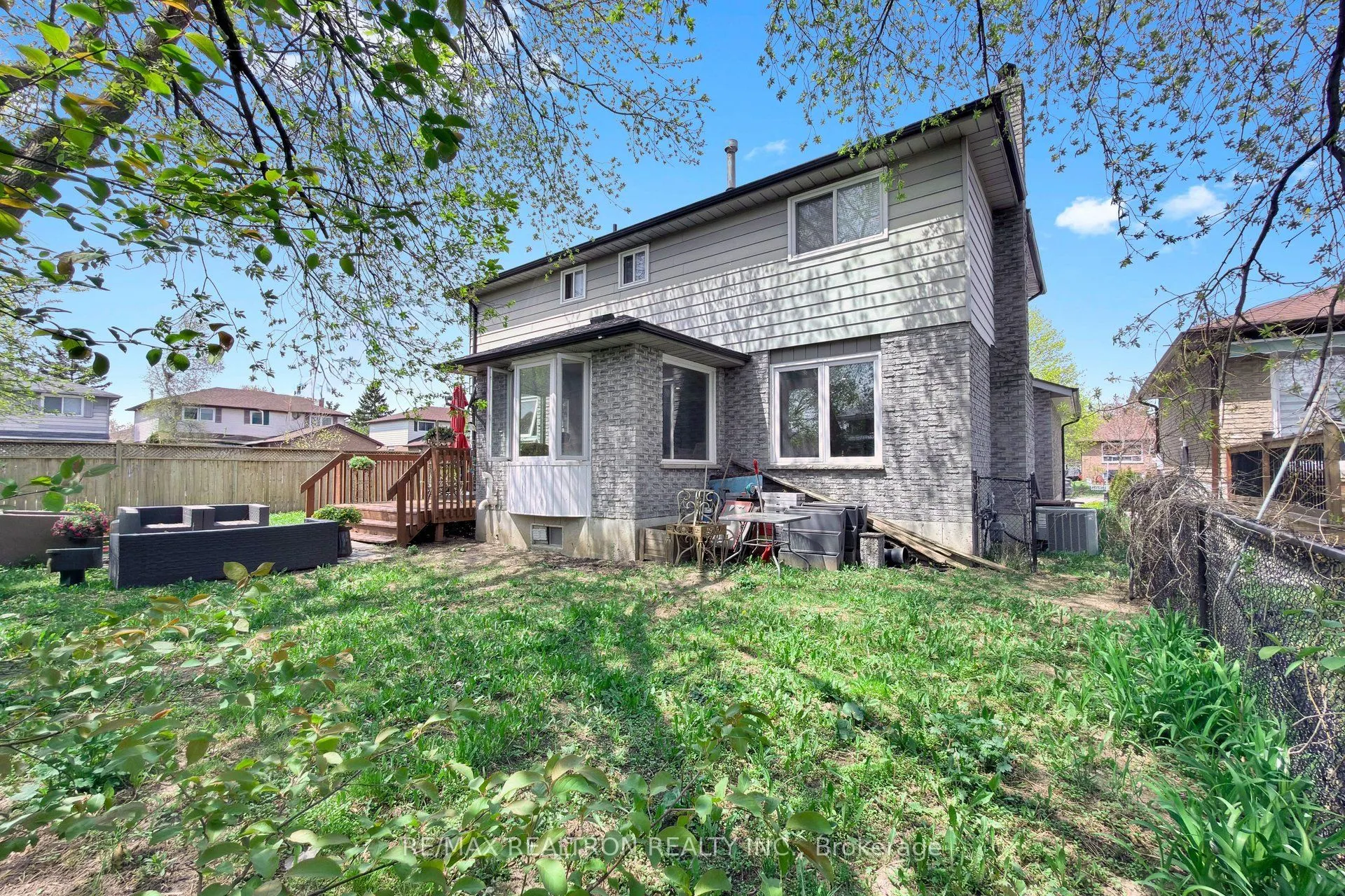 39 Camrose Drive