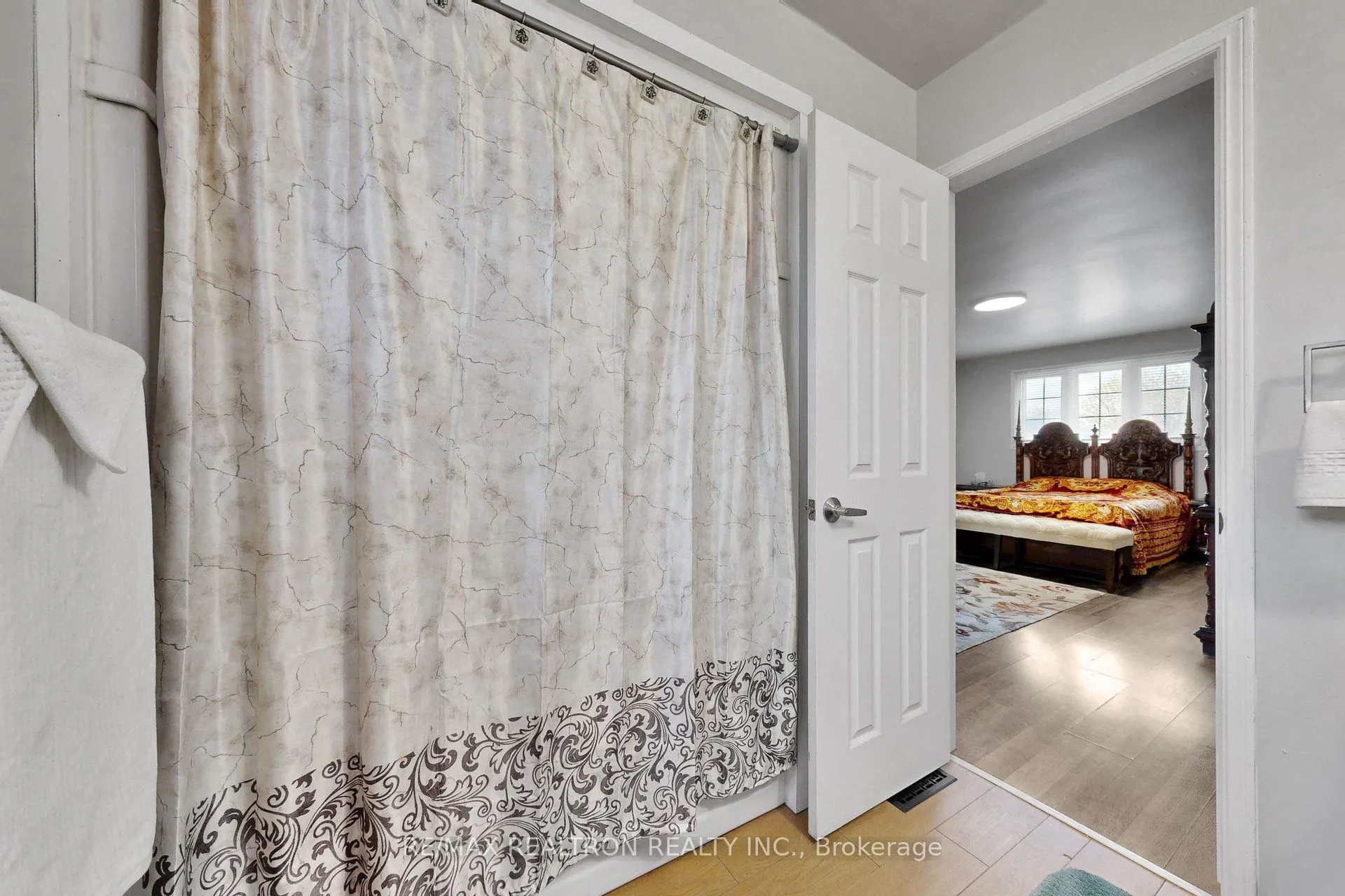 39 Camrose Drive