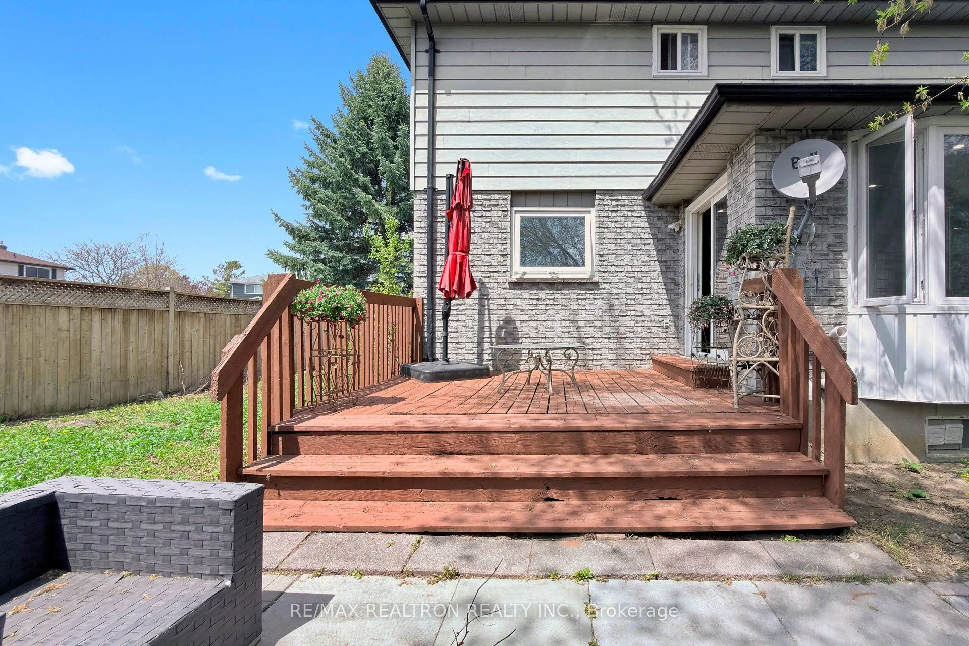 39 Camrose Drive