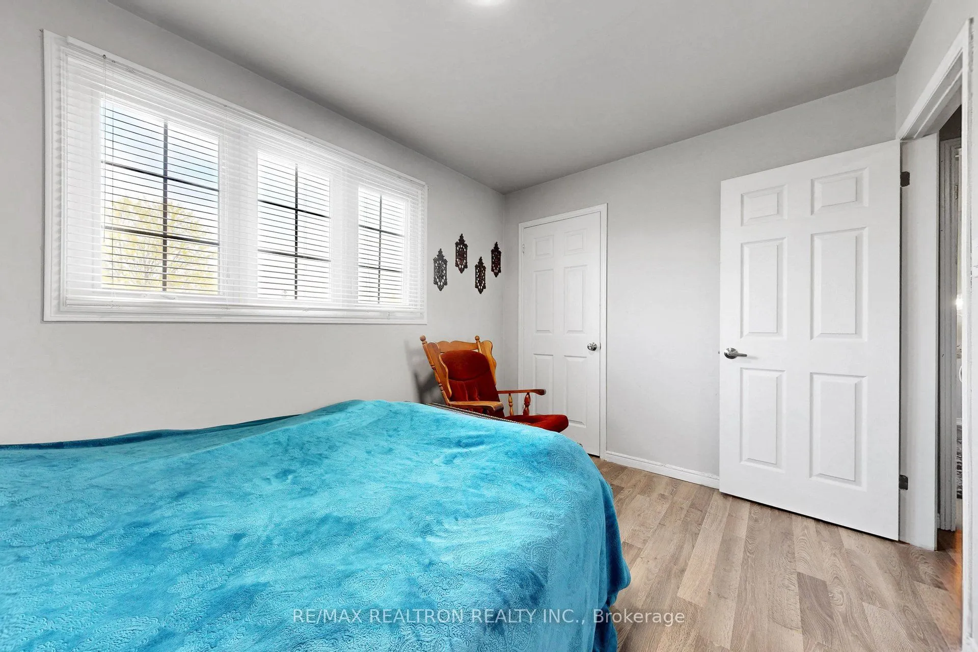 39 Camrose Drive