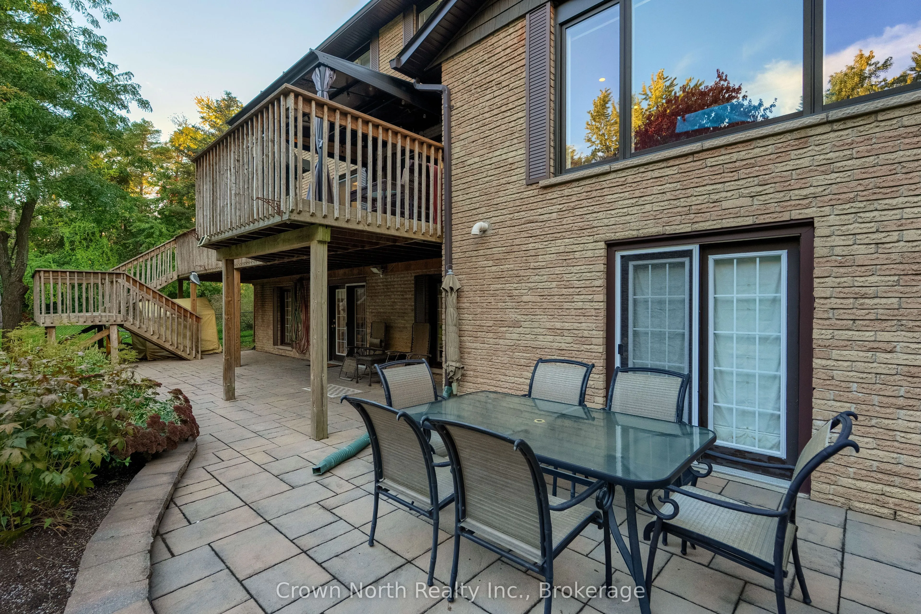 17 Black Willow Court